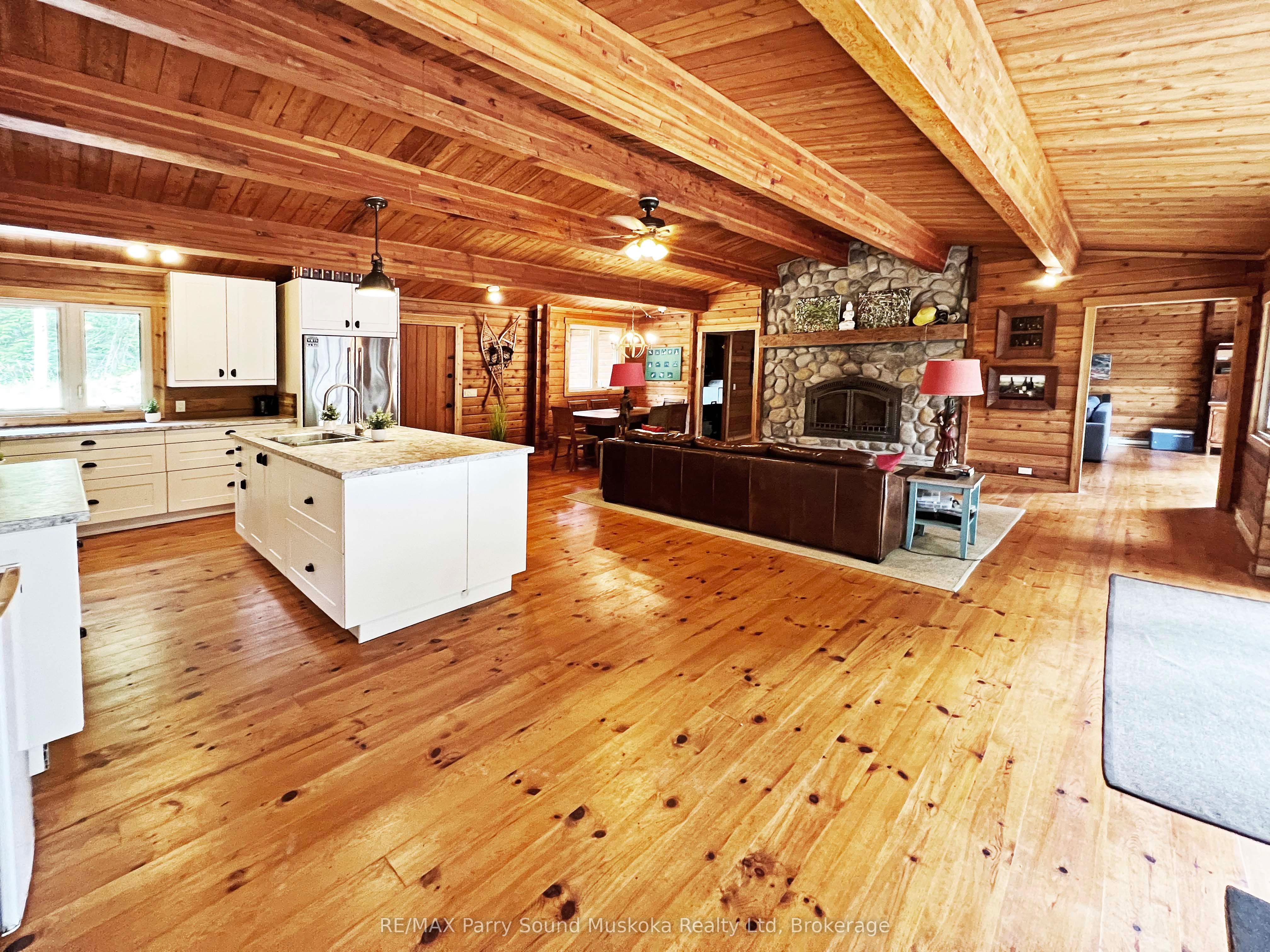 215 Crane Lake Water Property Photo 20