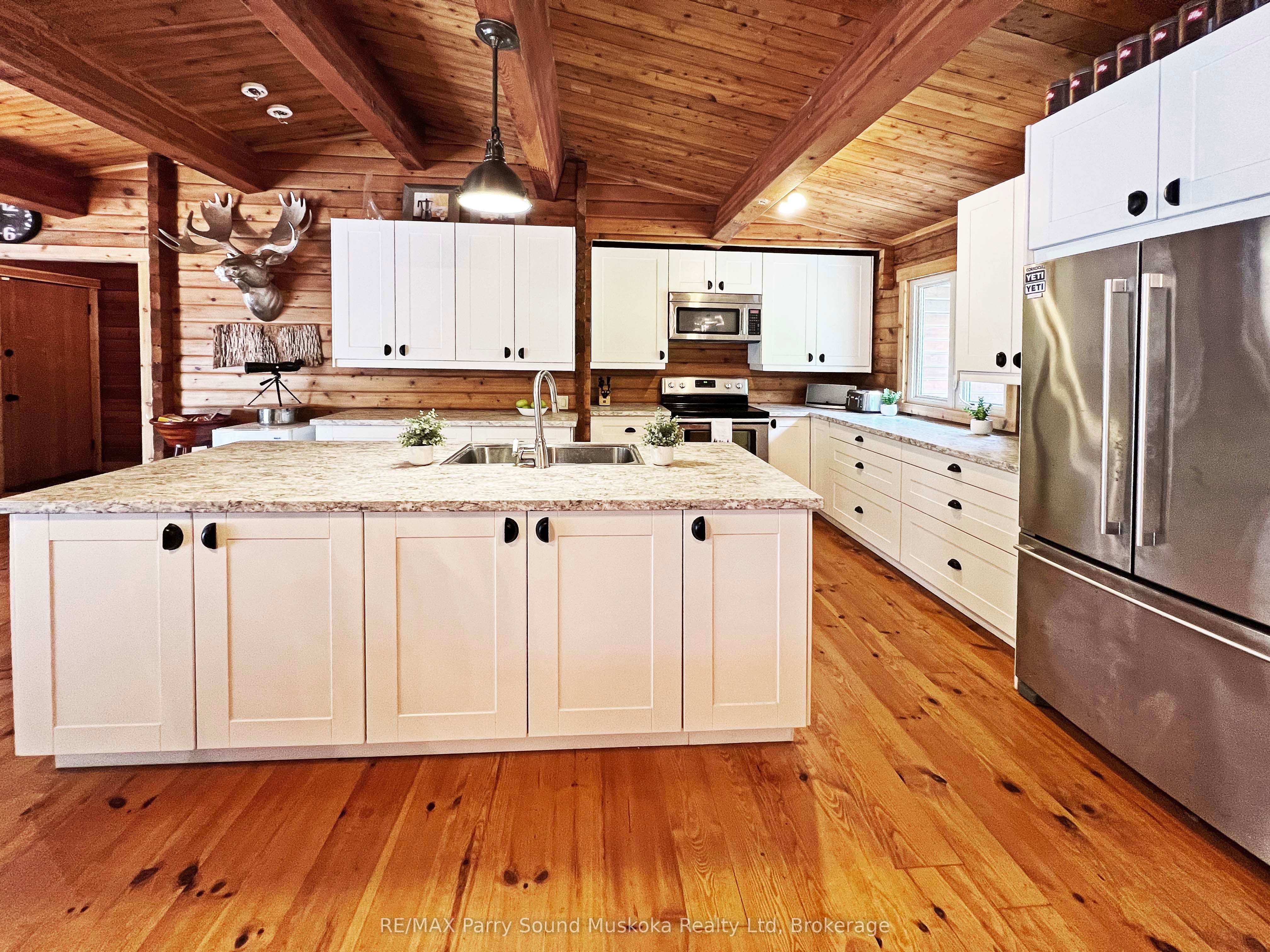 215 Crane Lake Water Property Photo 27