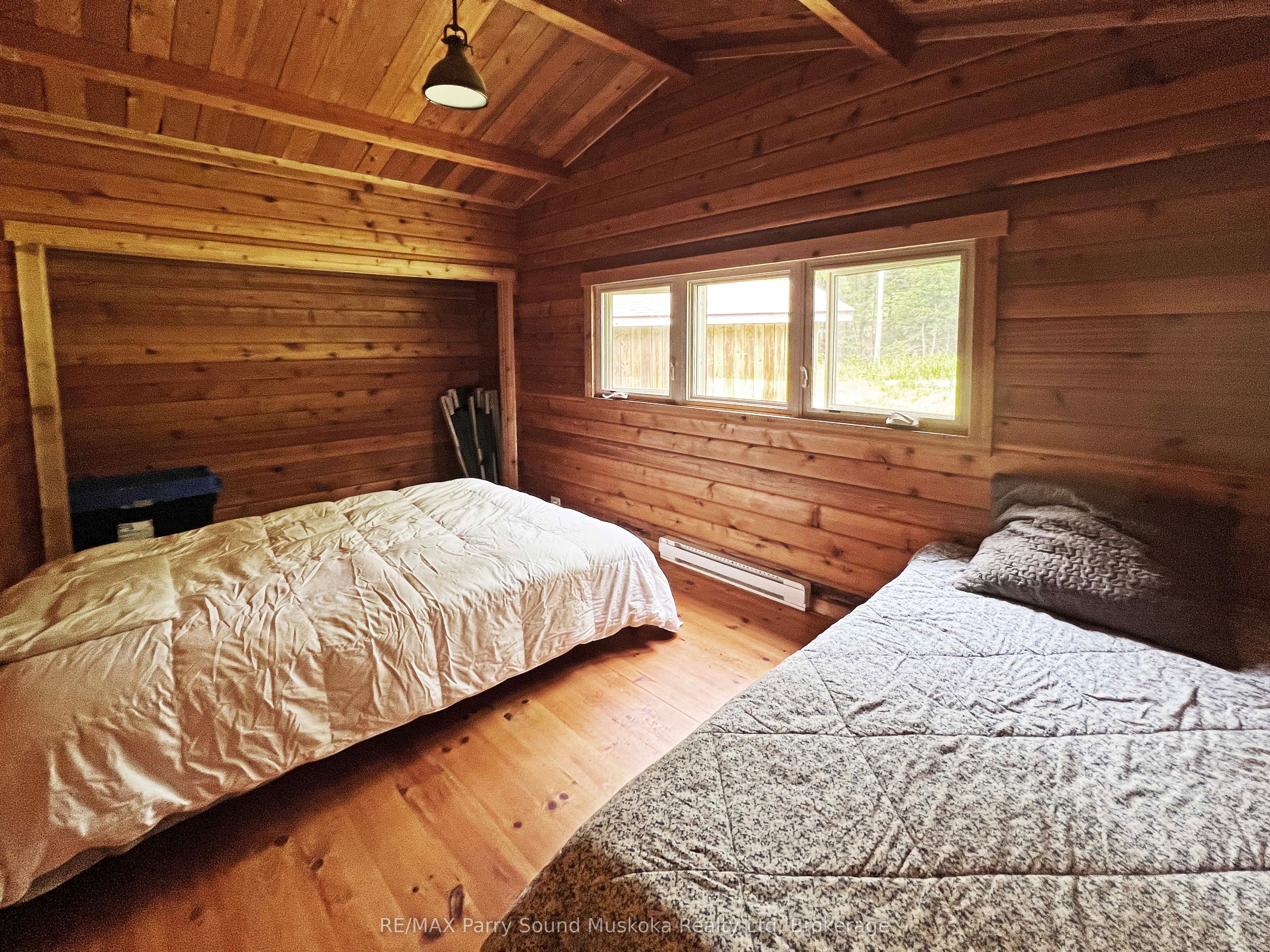 215 Crane Lake Water Property Photo 42