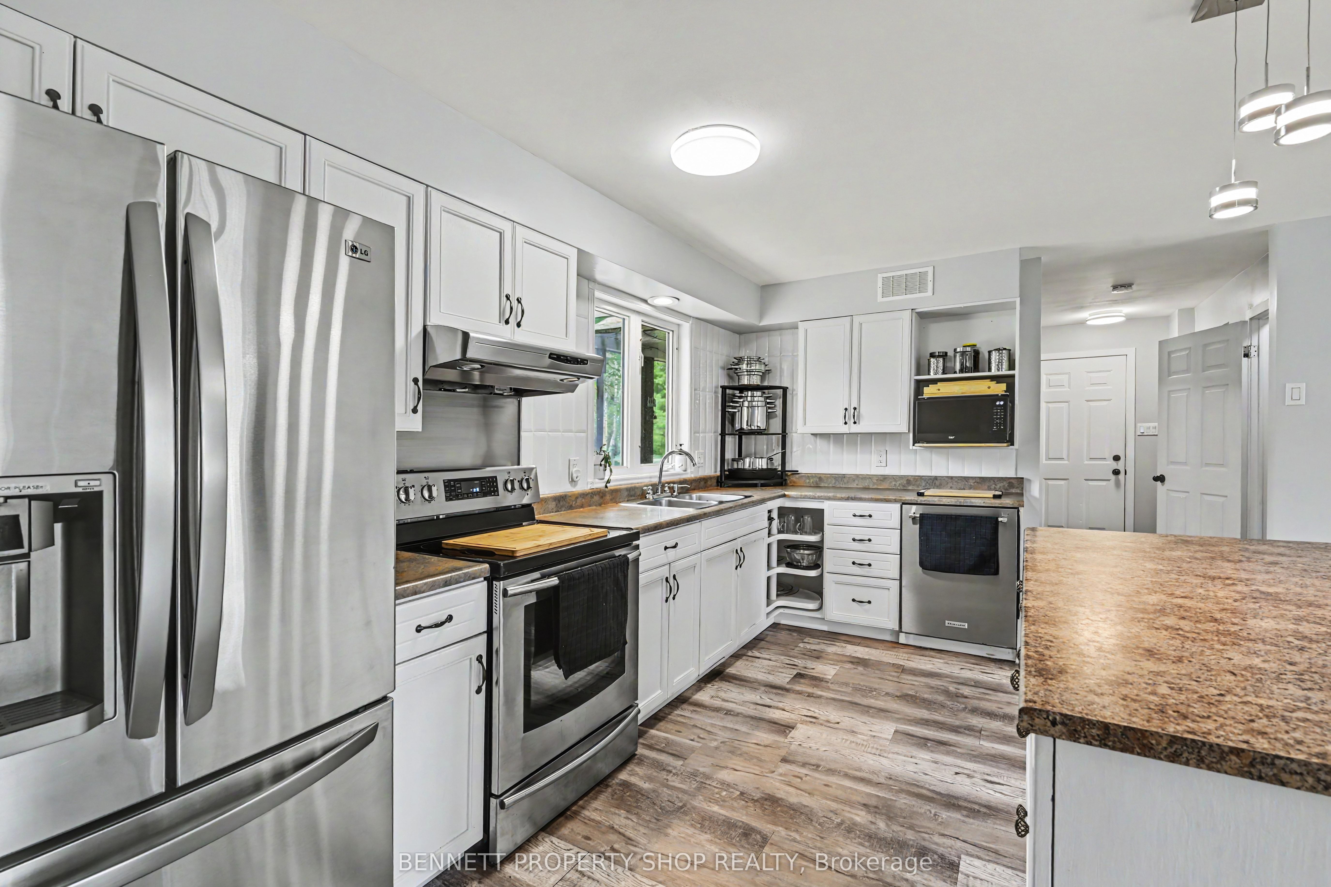 2290 Wolf Grove Road Property Photo 4