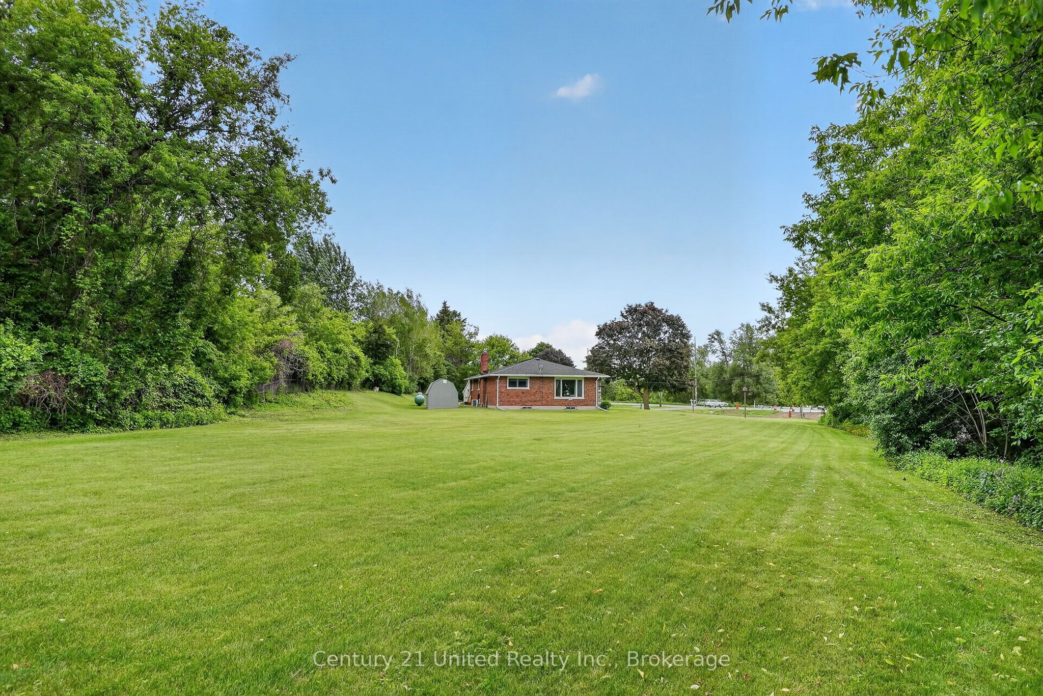 670 William Street Property Photo 19