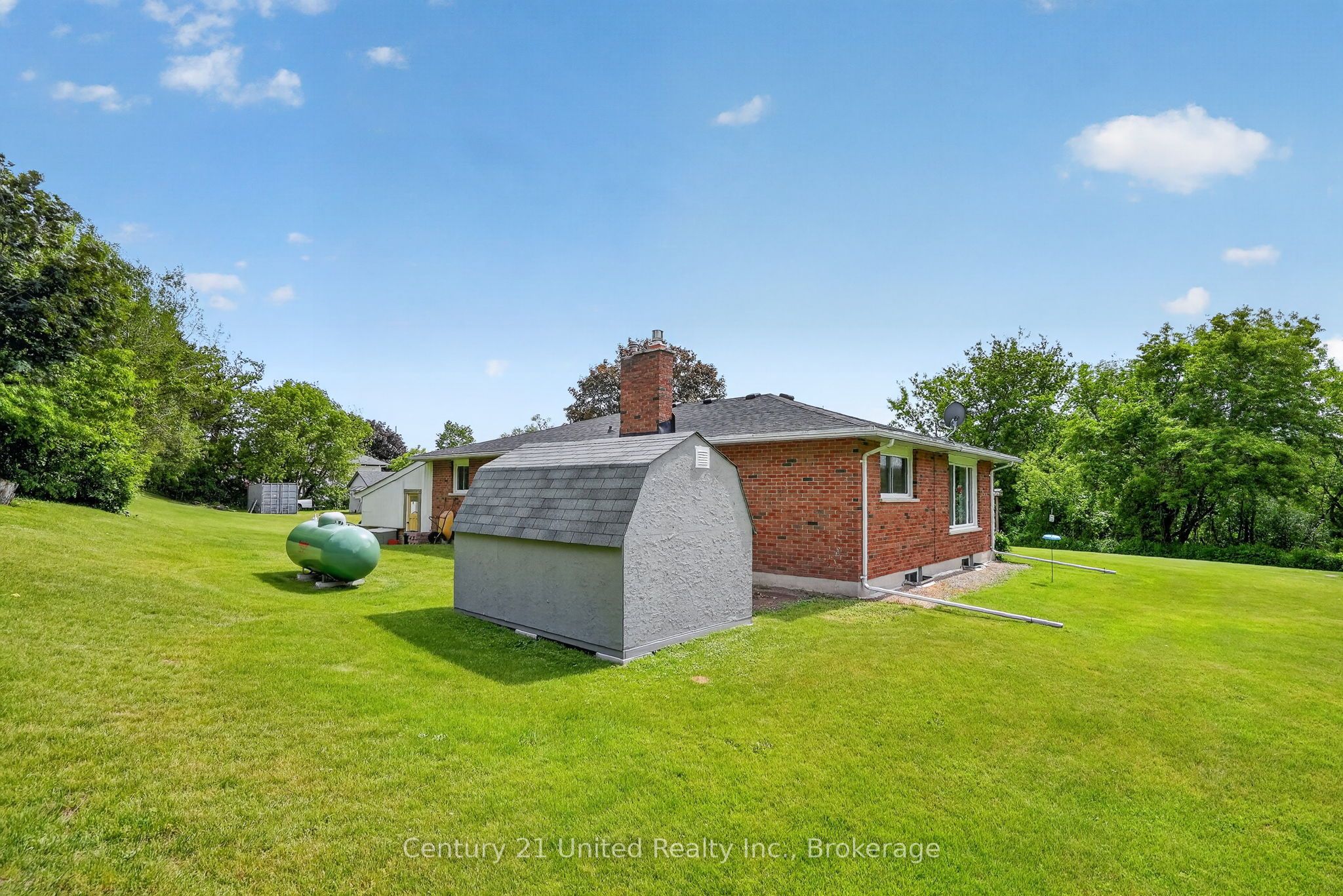 670 William Street Property Photo 20