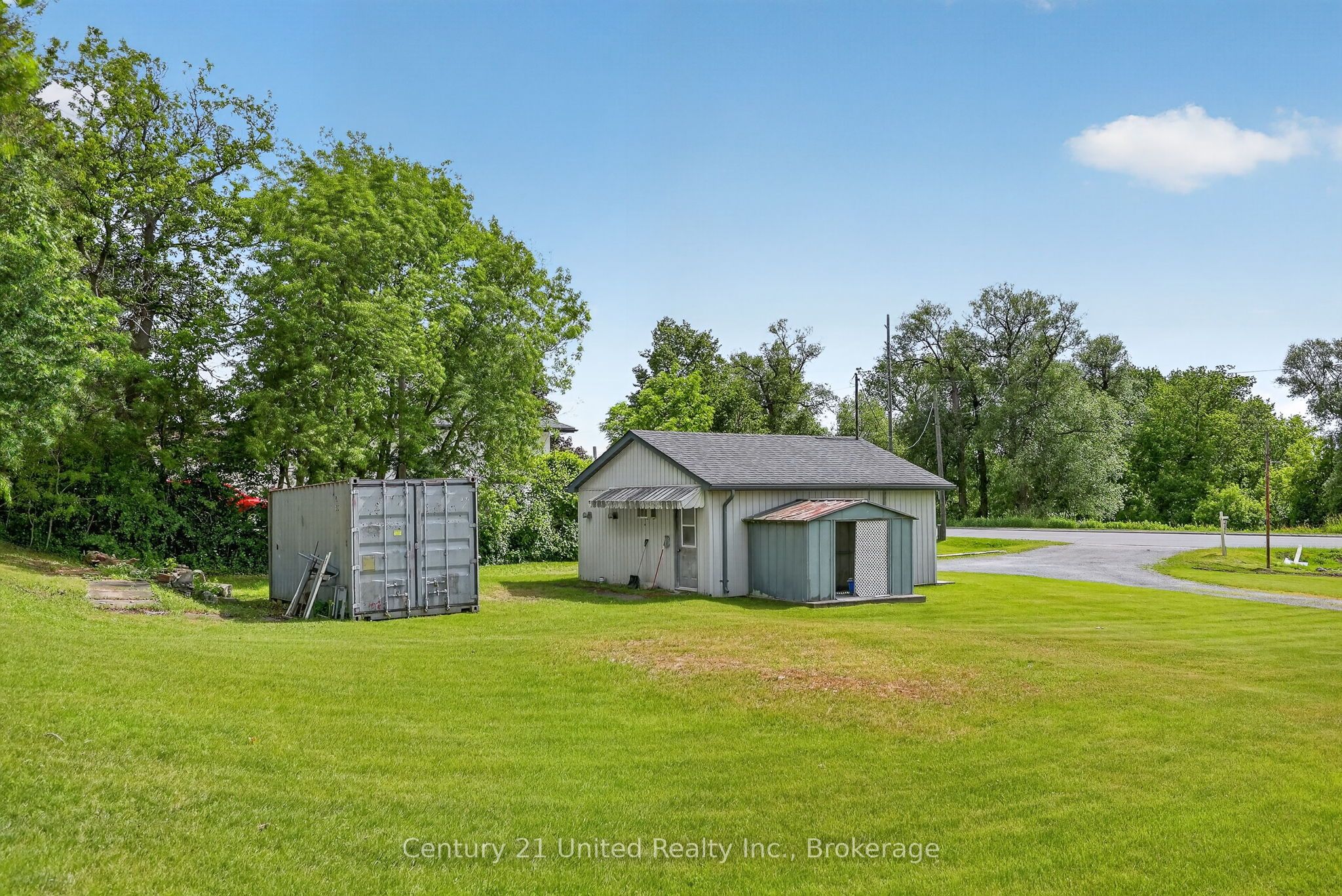 670 William Street Property Photo 22
