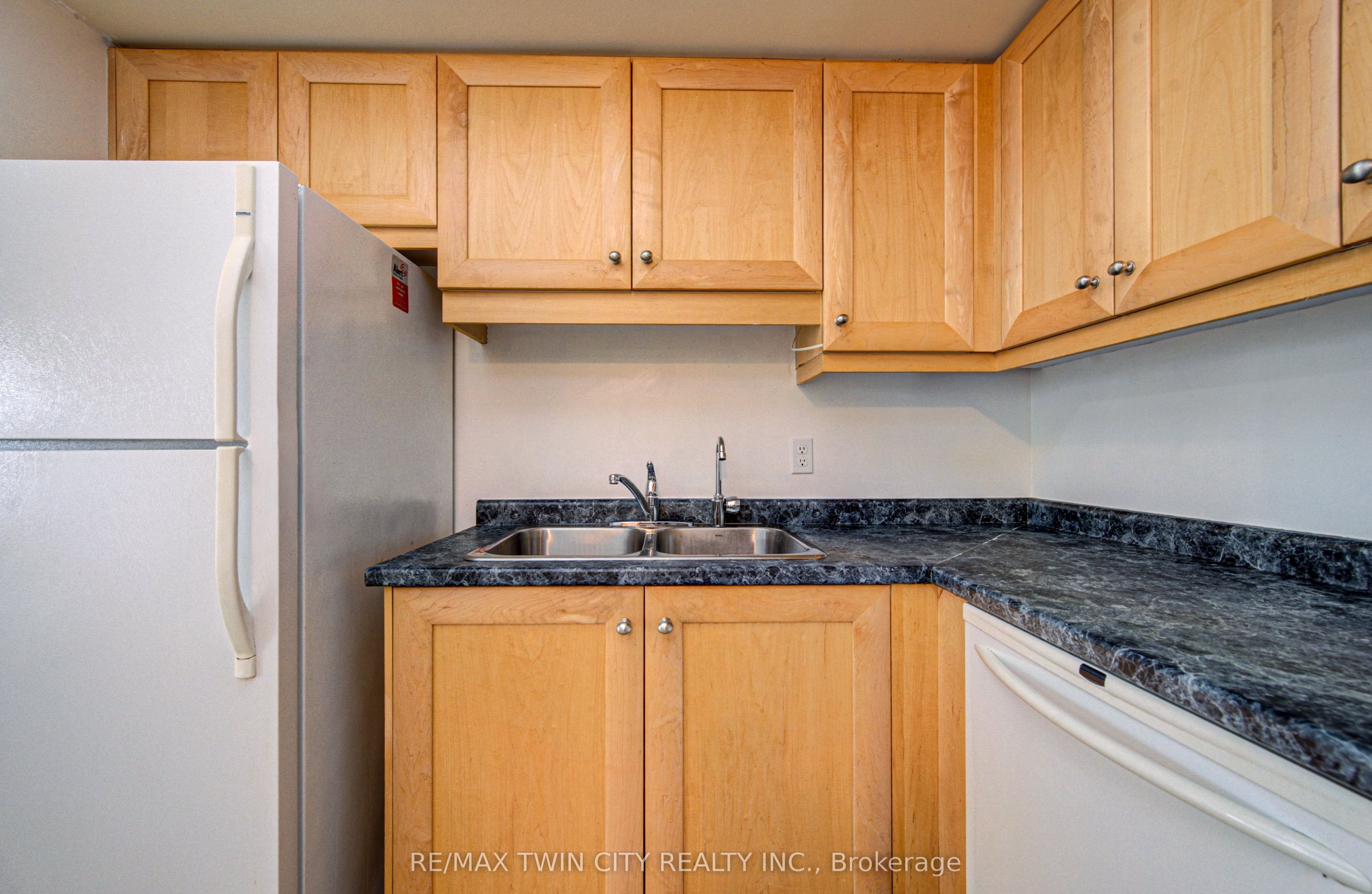 190 Hespeler Road 905 Property Photo 42