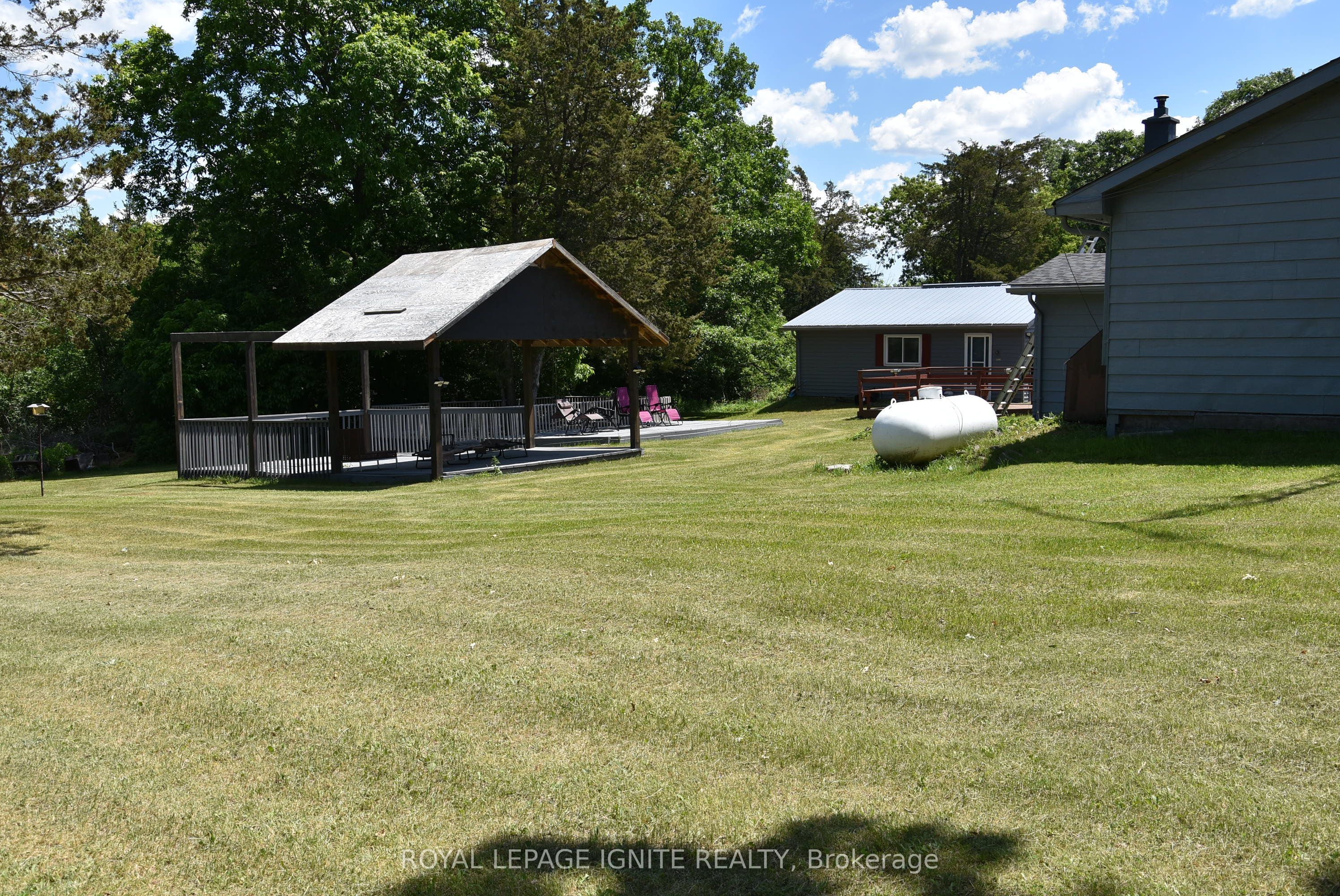 595 Percy Boom Road Property Photo 6