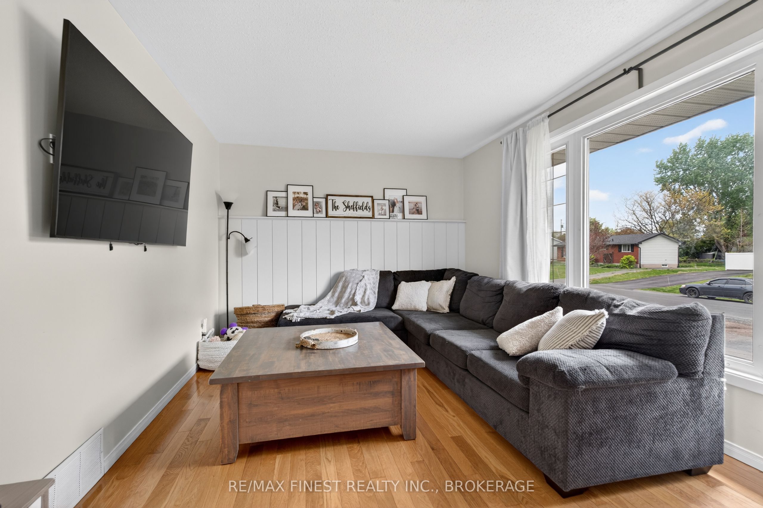 14 Chesterfield Drive Property Photo 7