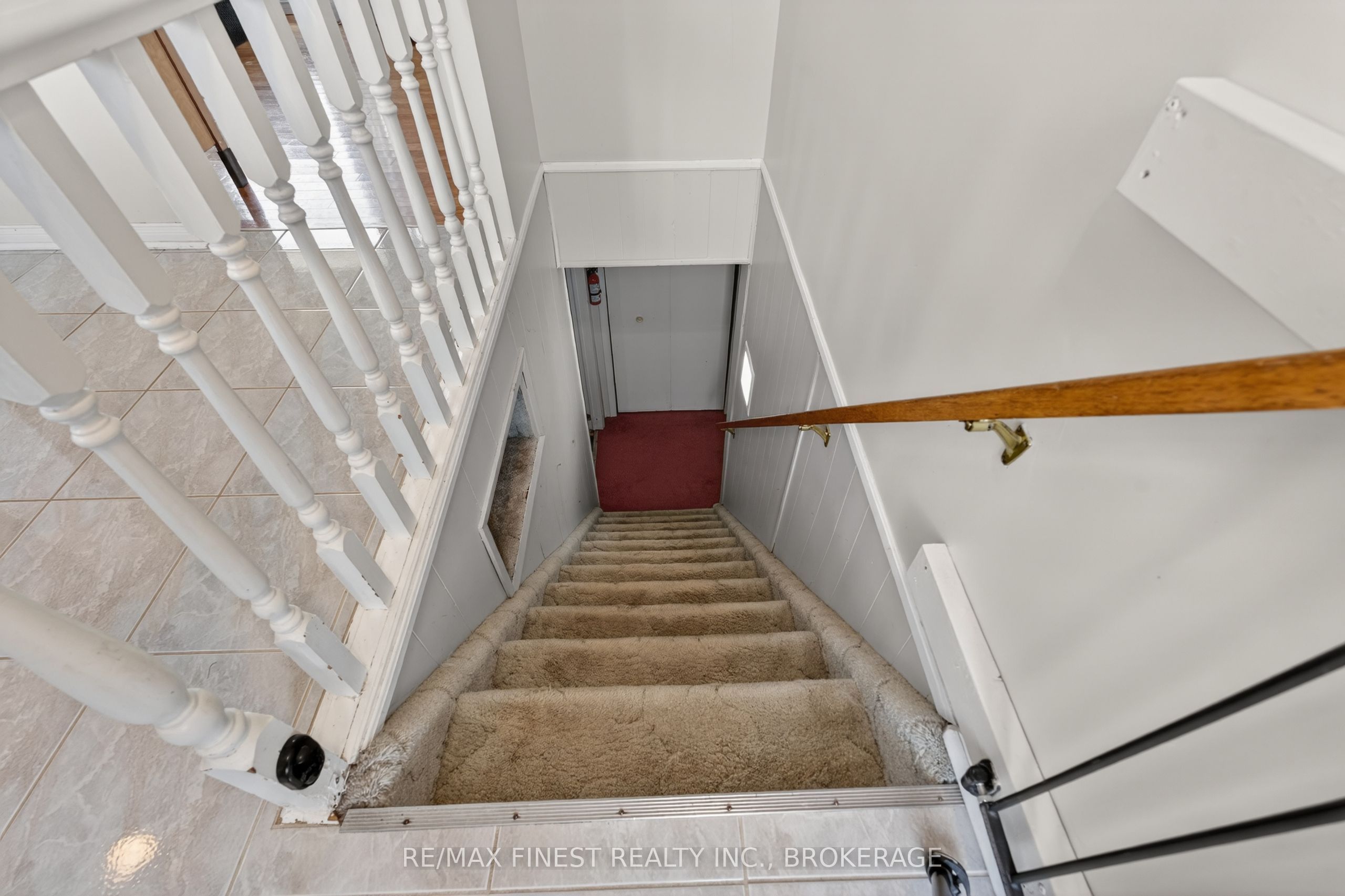14 Chesterfield Drive Property Photo 20