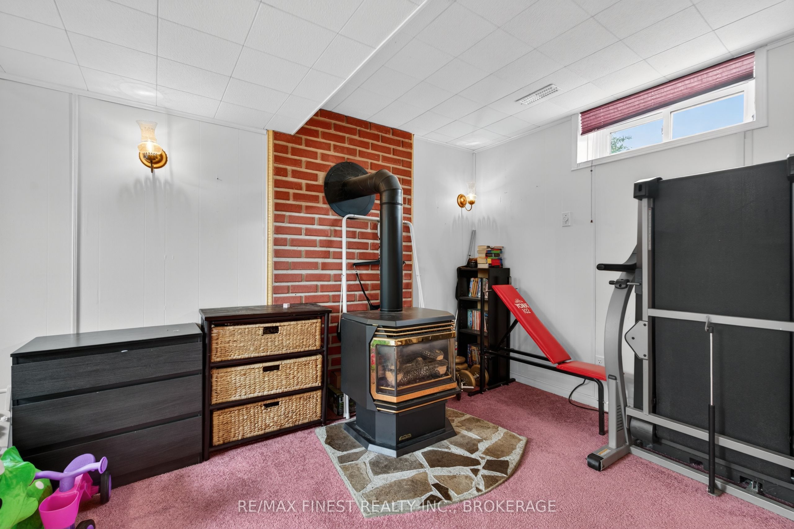 14 Chesterfield Drive Property Photo 22