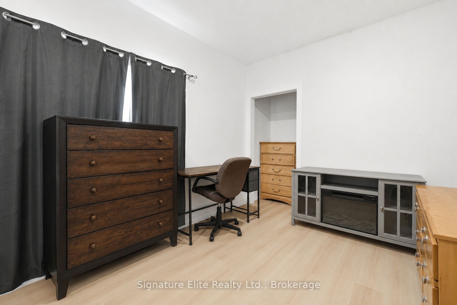56 Alberta Street Property Photo 9