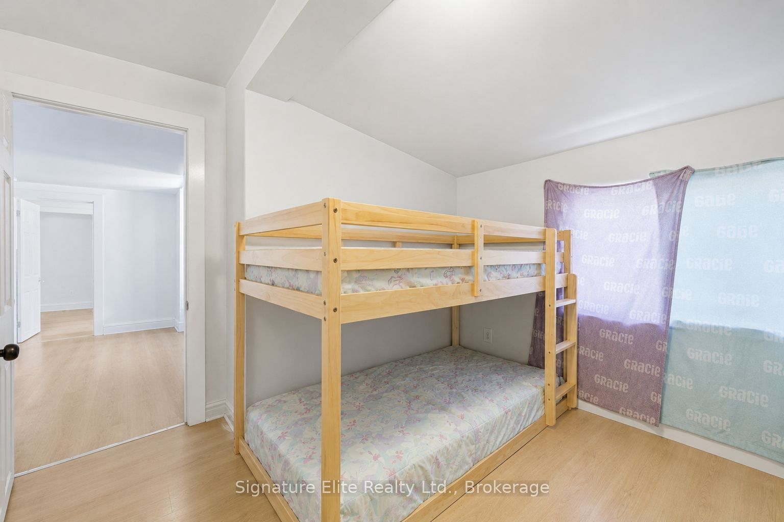 56 Alberta Street Property Photo 12