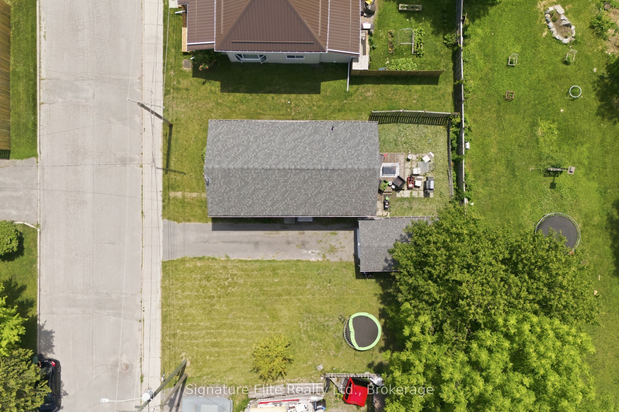 56 Alberta Street Property Photo 23