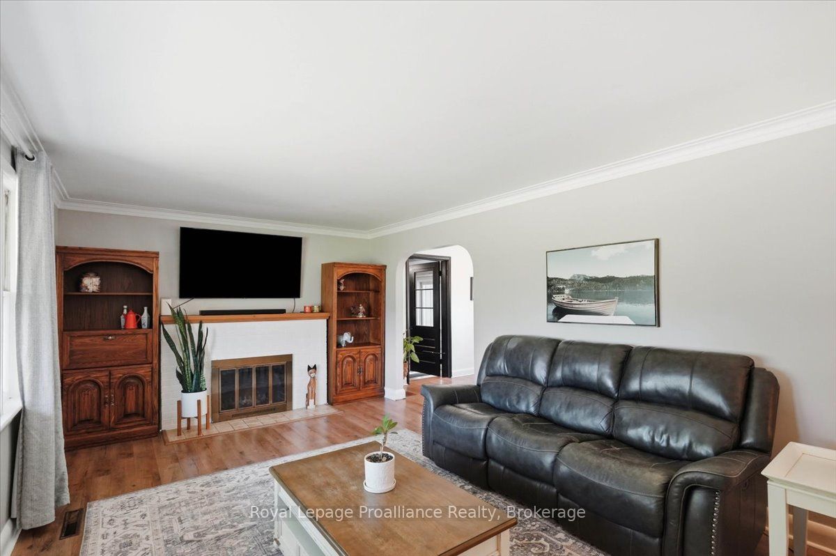 3798 Highway 37 Property Photo 4