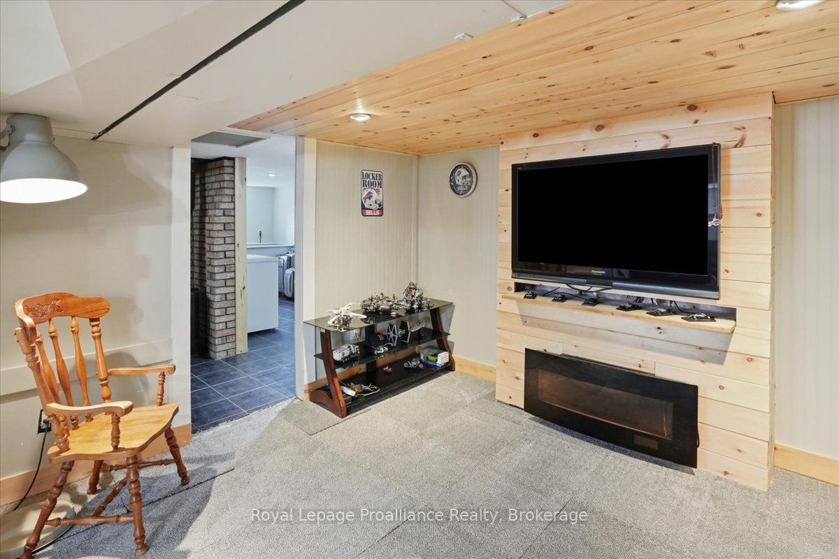 3798 Highway 37 Property Photo 22