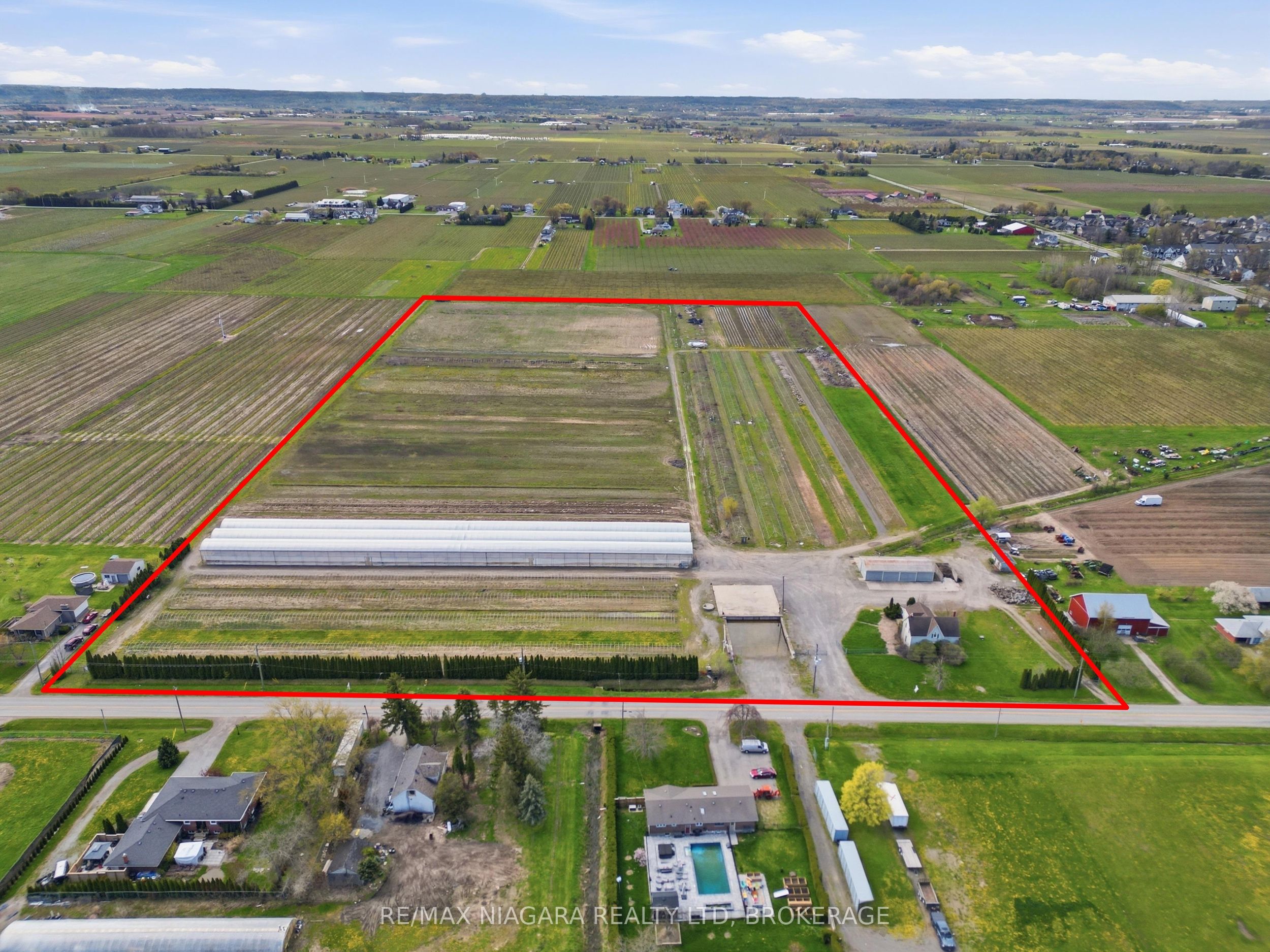 855 Line 1 Road Property Photo 1