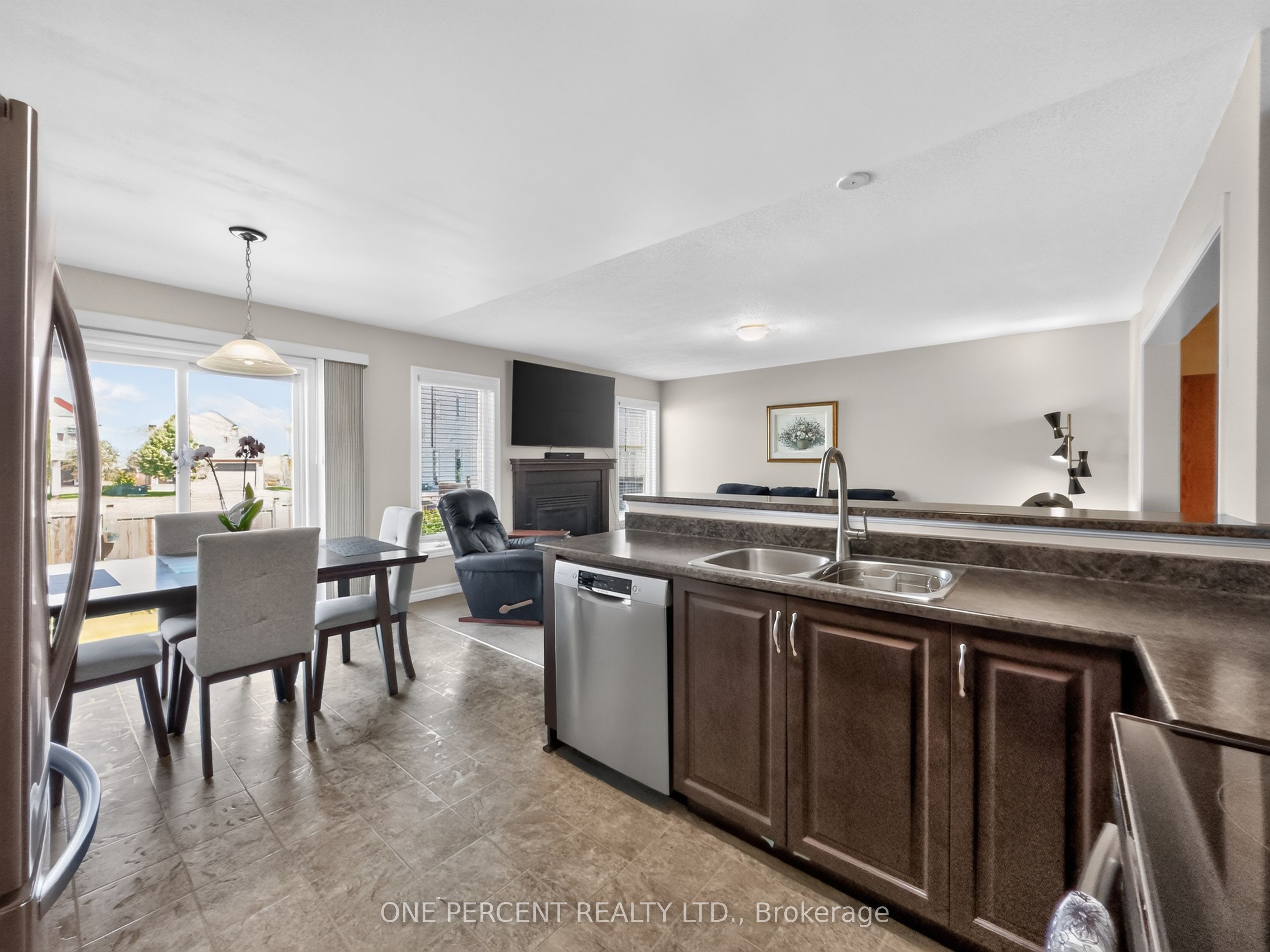 357 Sweet Grass Circle Property Photo 15
