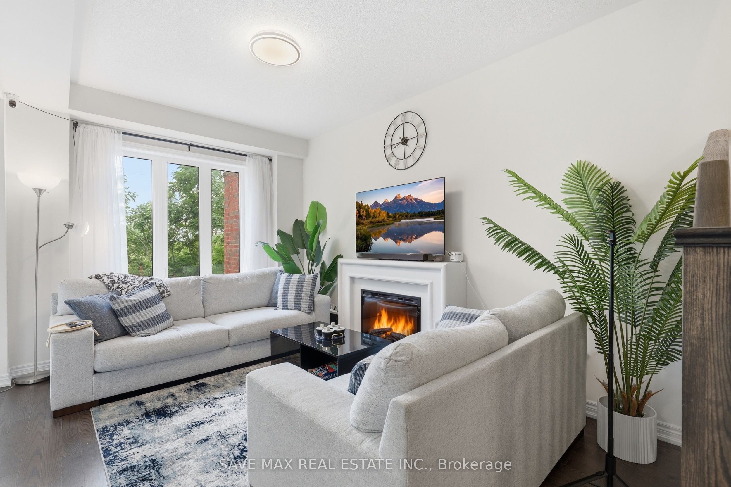 216 Broadacre Drive Property Photo 11