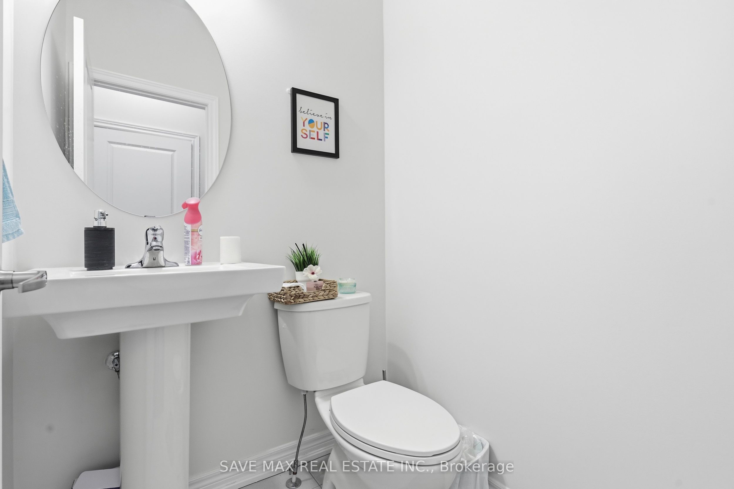 216 Broadacre Drive Property Photo 17