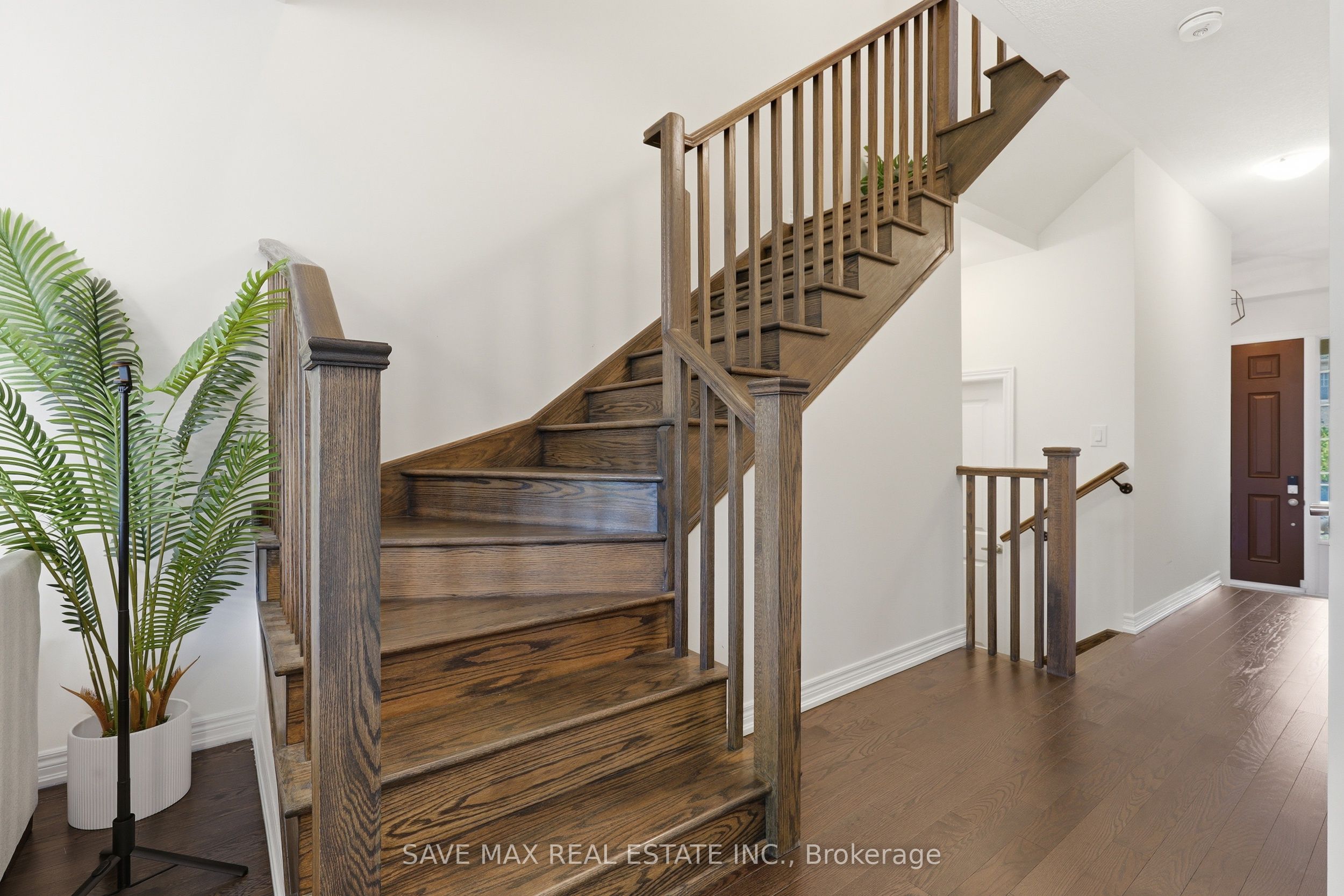 216 Broadacre Drive Property Photo 25