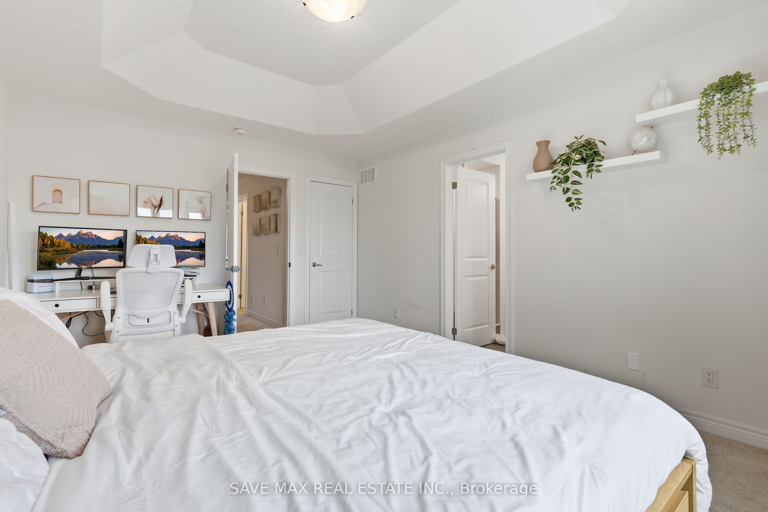 216 Broadacre Drive Property Photo 33