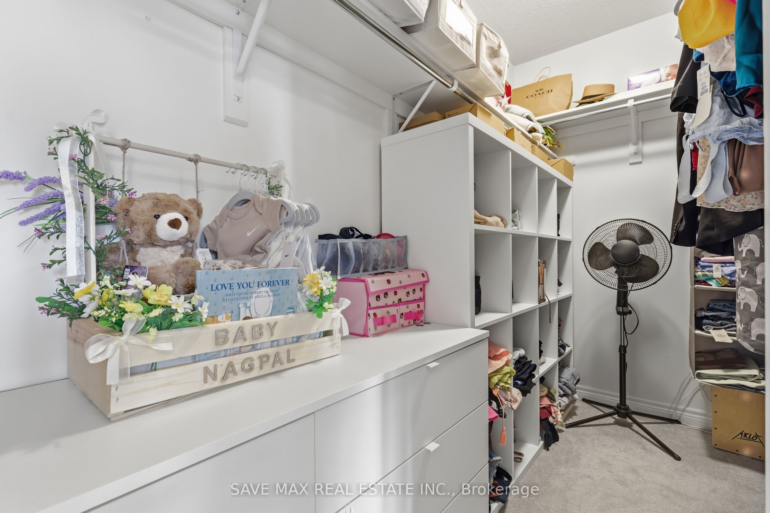 216 Broadacre Drive Property Photo 36