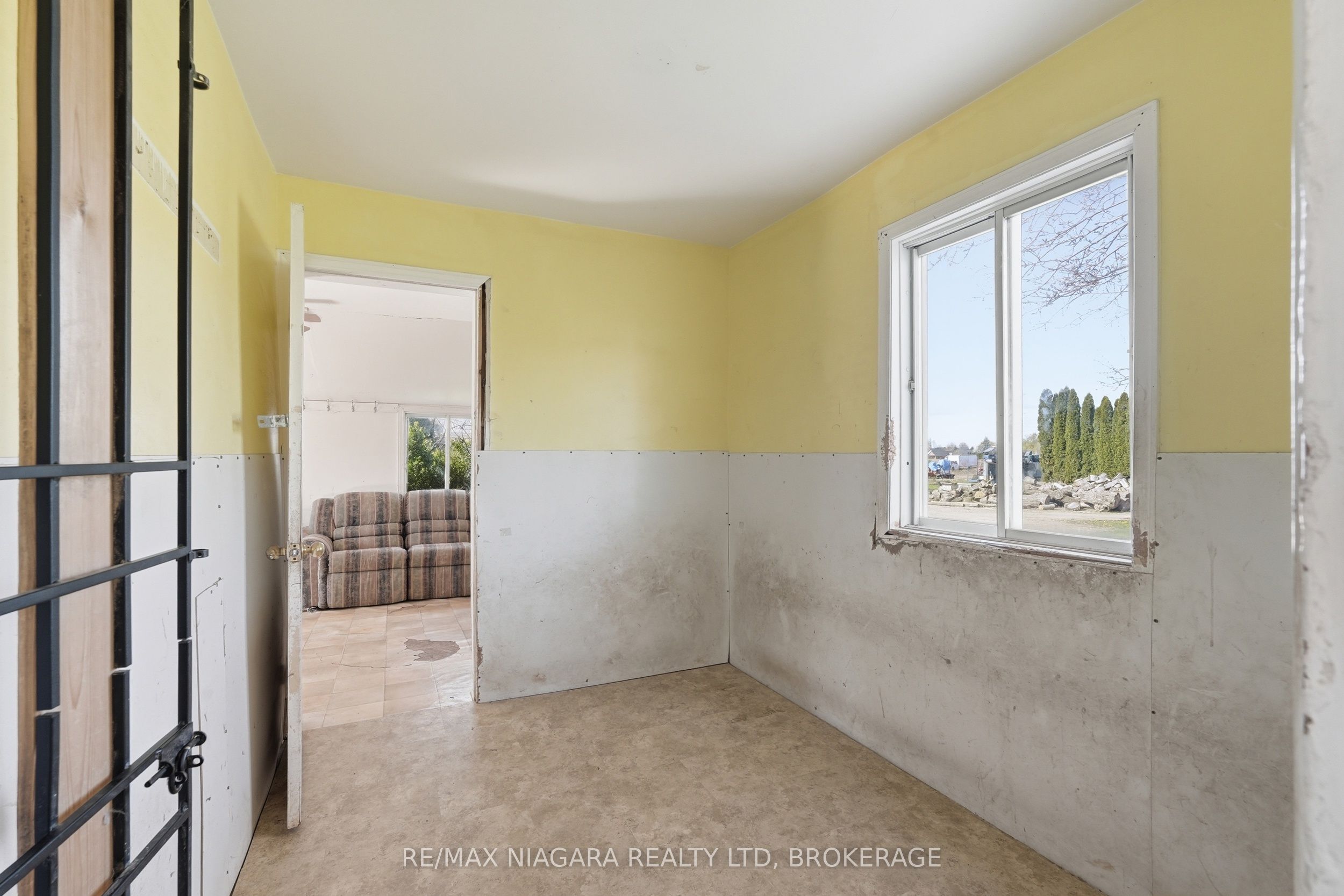 855 Line 1 Road Property Photo 21