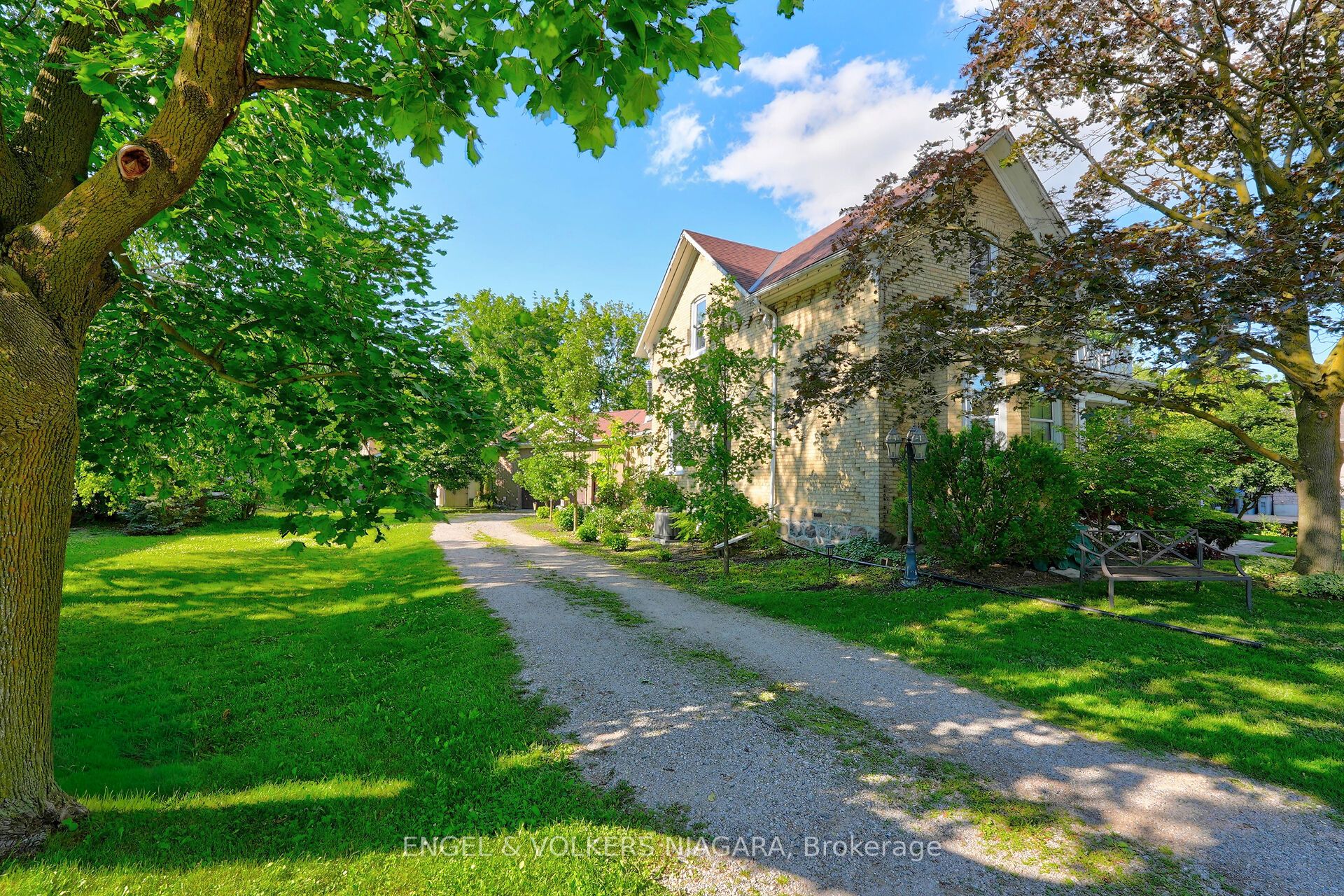 24 Mill Avenue Property Photo 4