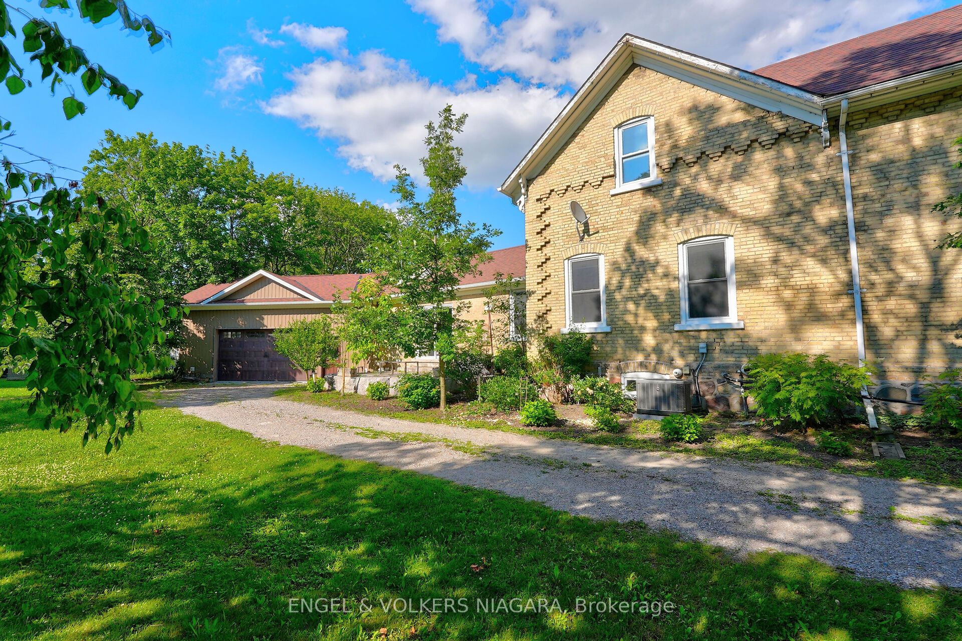 24 Mill Avenue Property Photo 5