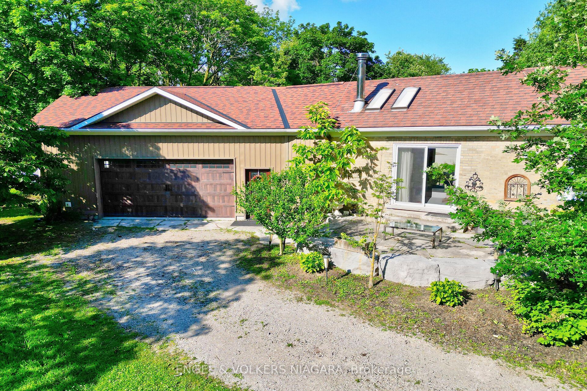 24 Mill Avenue Property Photo 35