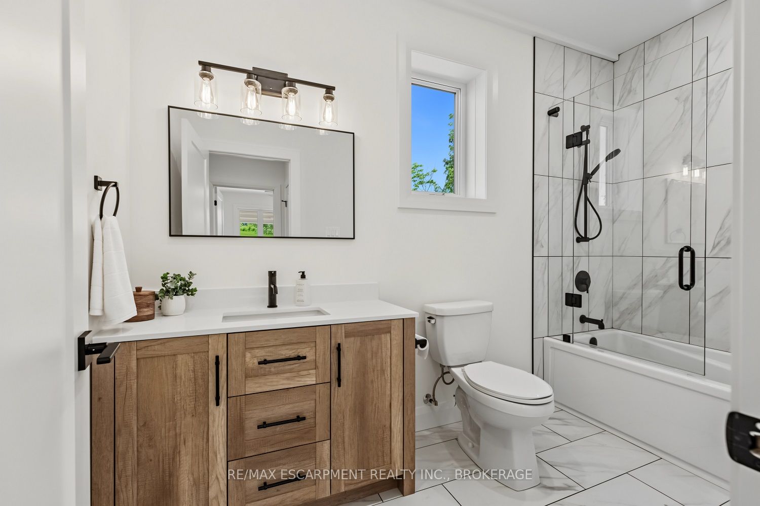 165 Wilson Drive Property Photo 39