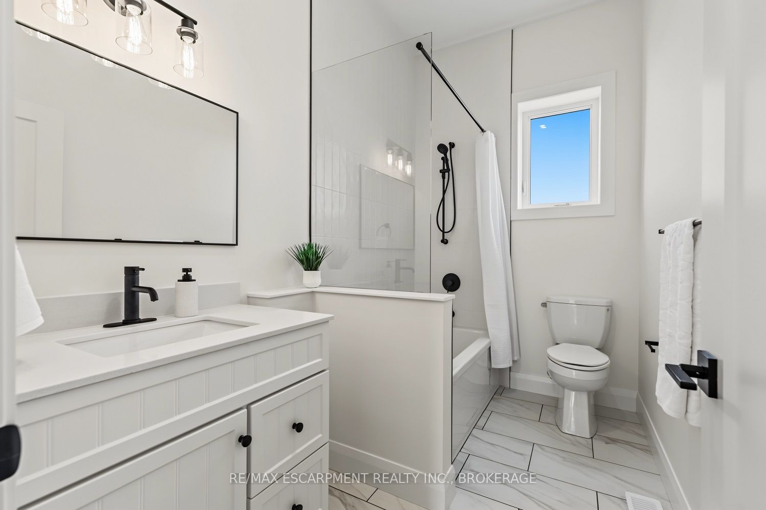 165 Wilson Drive Property Photo 44