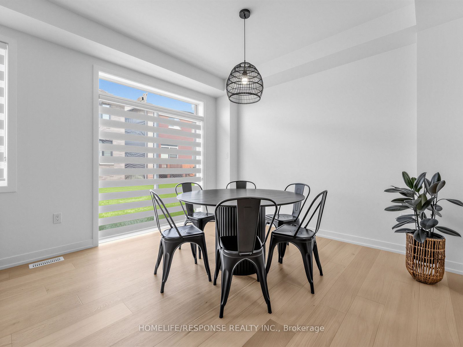 13 Stanley Leitch Drive Property Photo 13