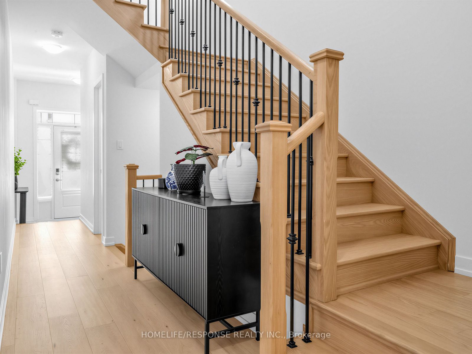 13 Stanley Leitch Drive Property Photo 17