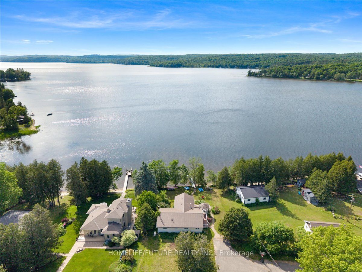 442 Hall Shore Drive Property Photo 1