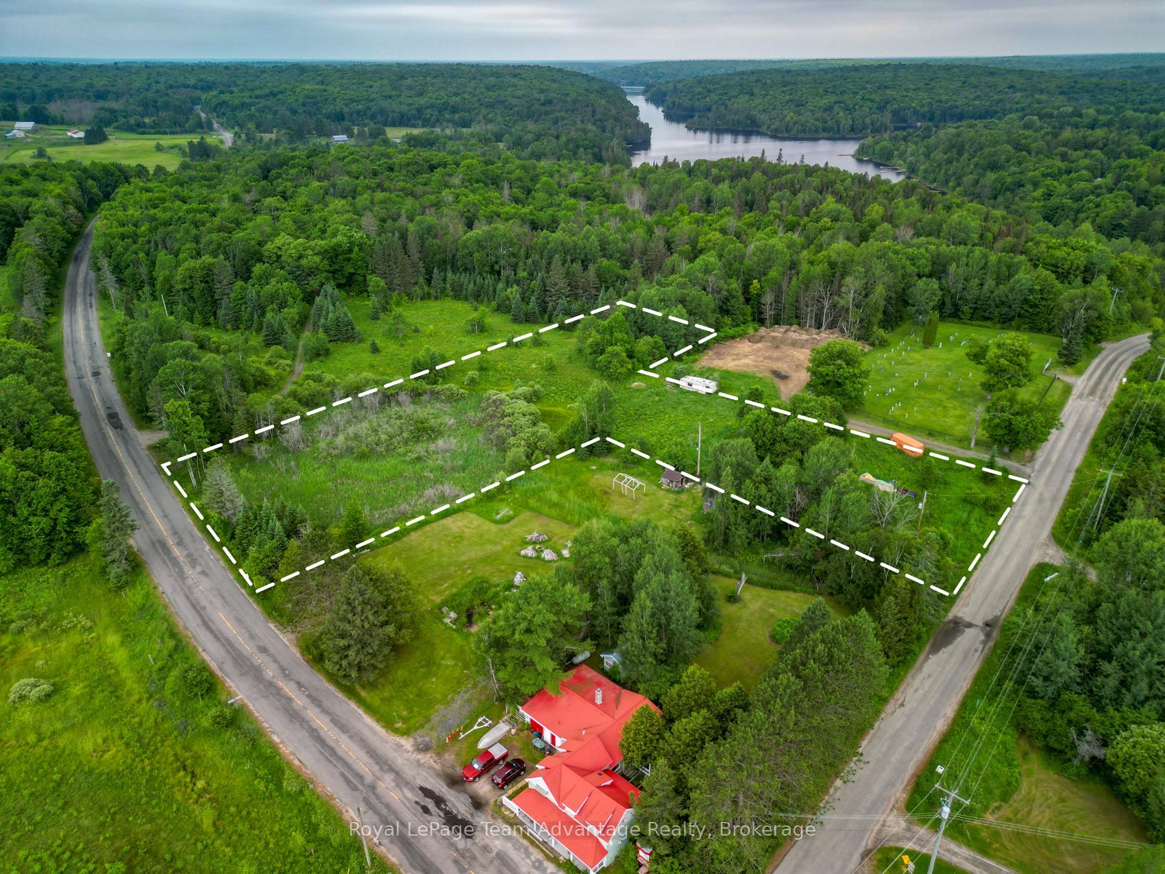 2 Maple Island Road Property Photo 3