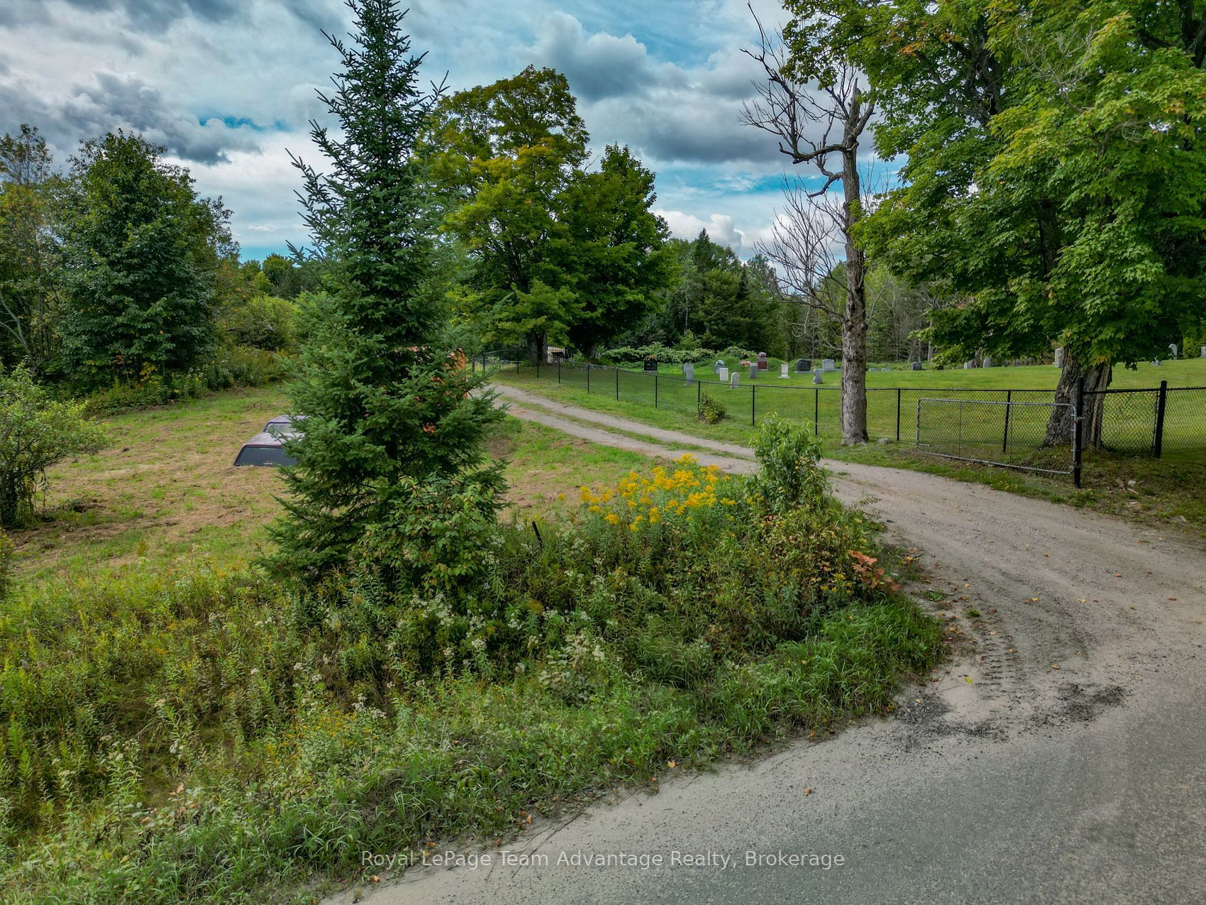 2 Maple Island Road Property Photo 7