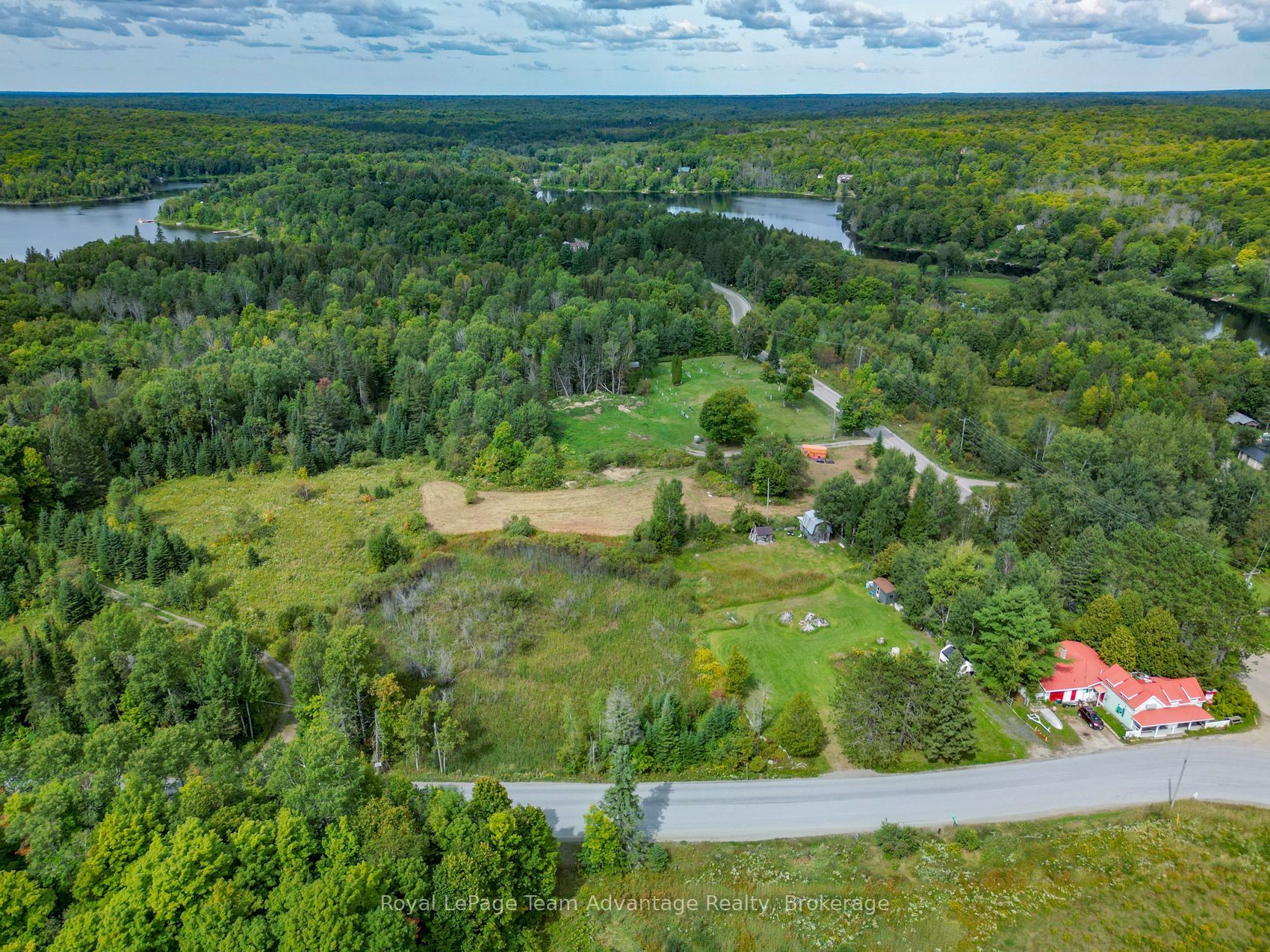 2 Maple Island Road Property Photo 12