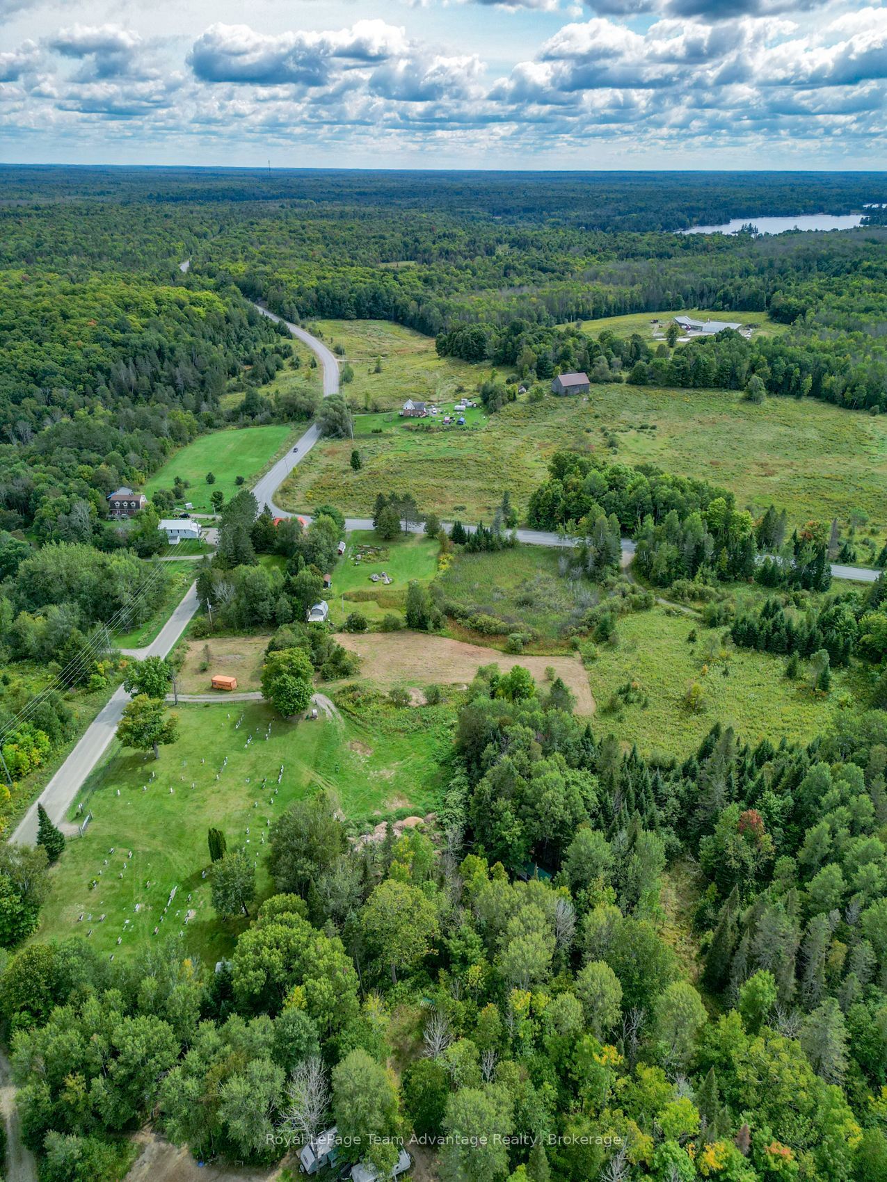 2 Maple Island Road Property Photo 19