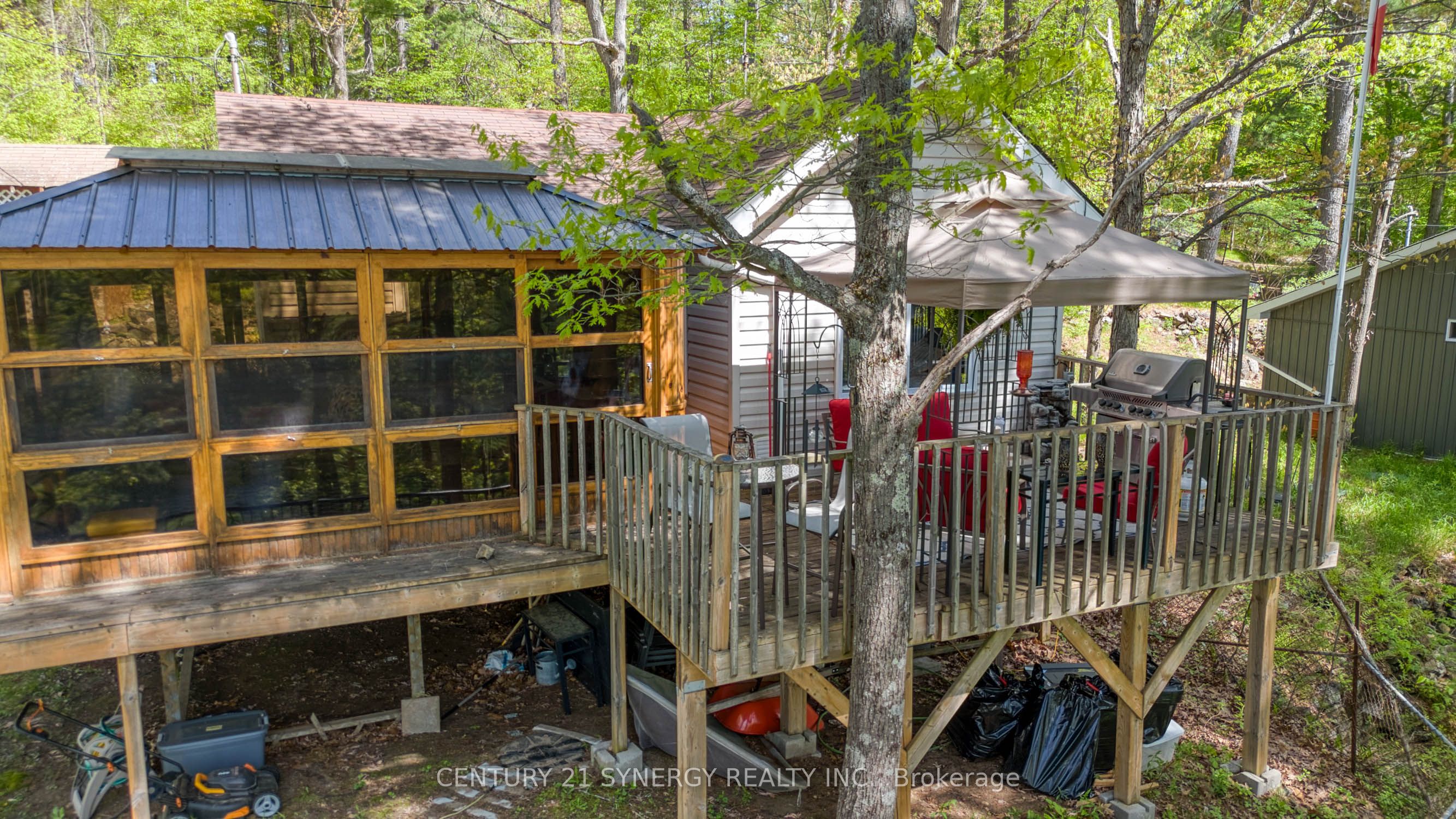 664 Raby Road Property Photo 12