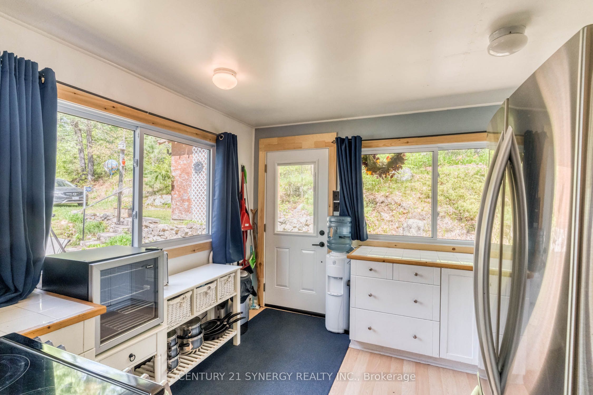 664 Raby Road Property Photo 18