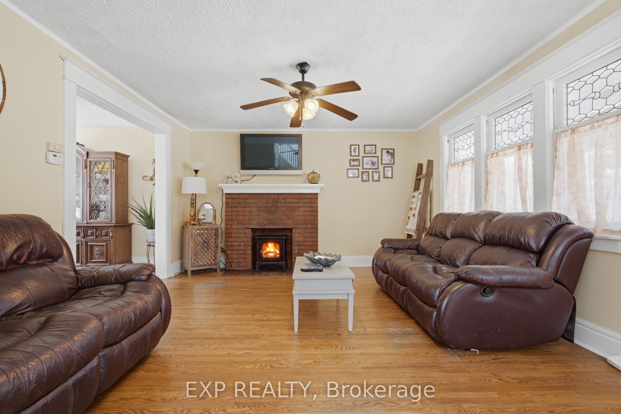 26 Lowell Avenue Property Photo 10