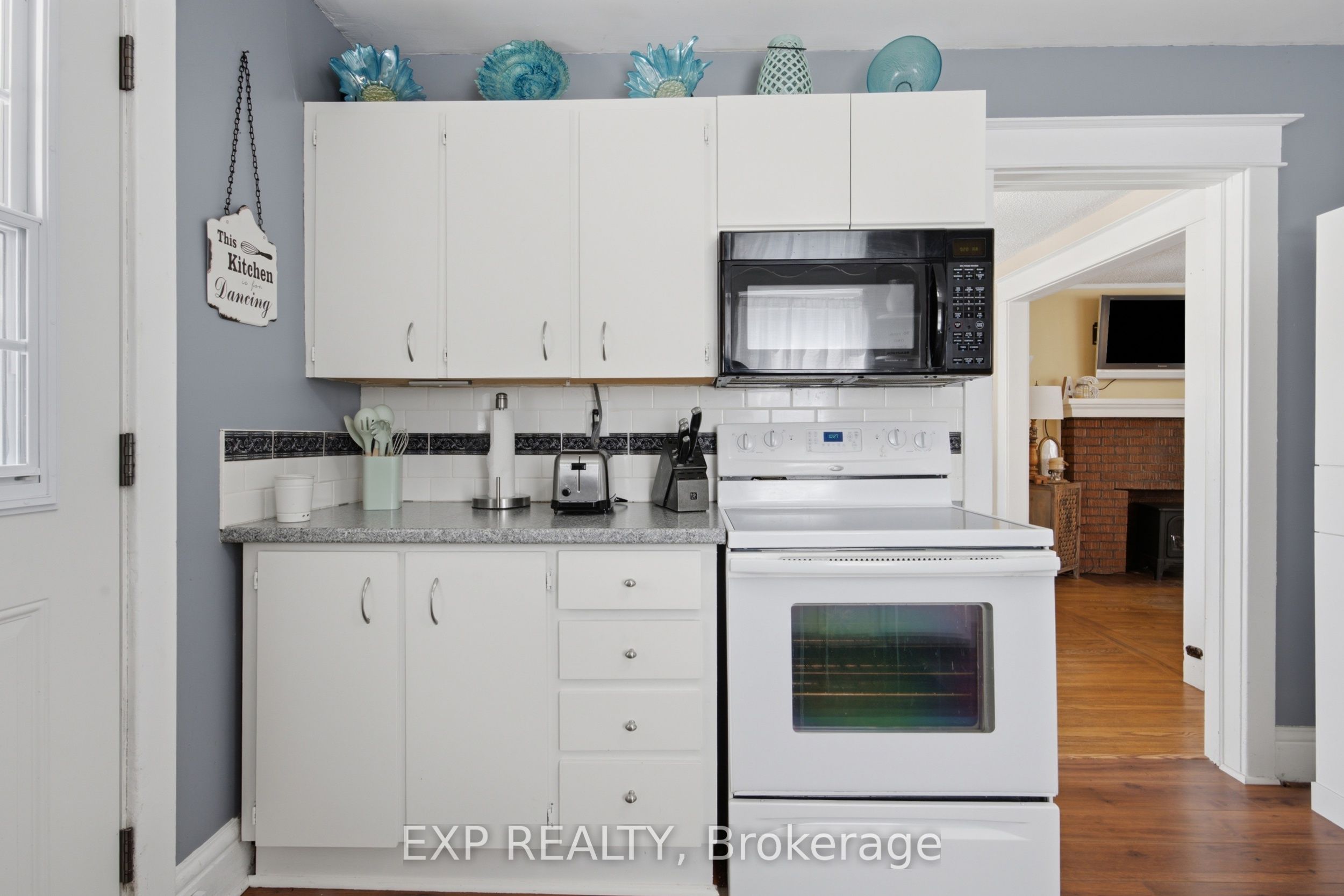 26 Lowell Avenue Property Photo 21