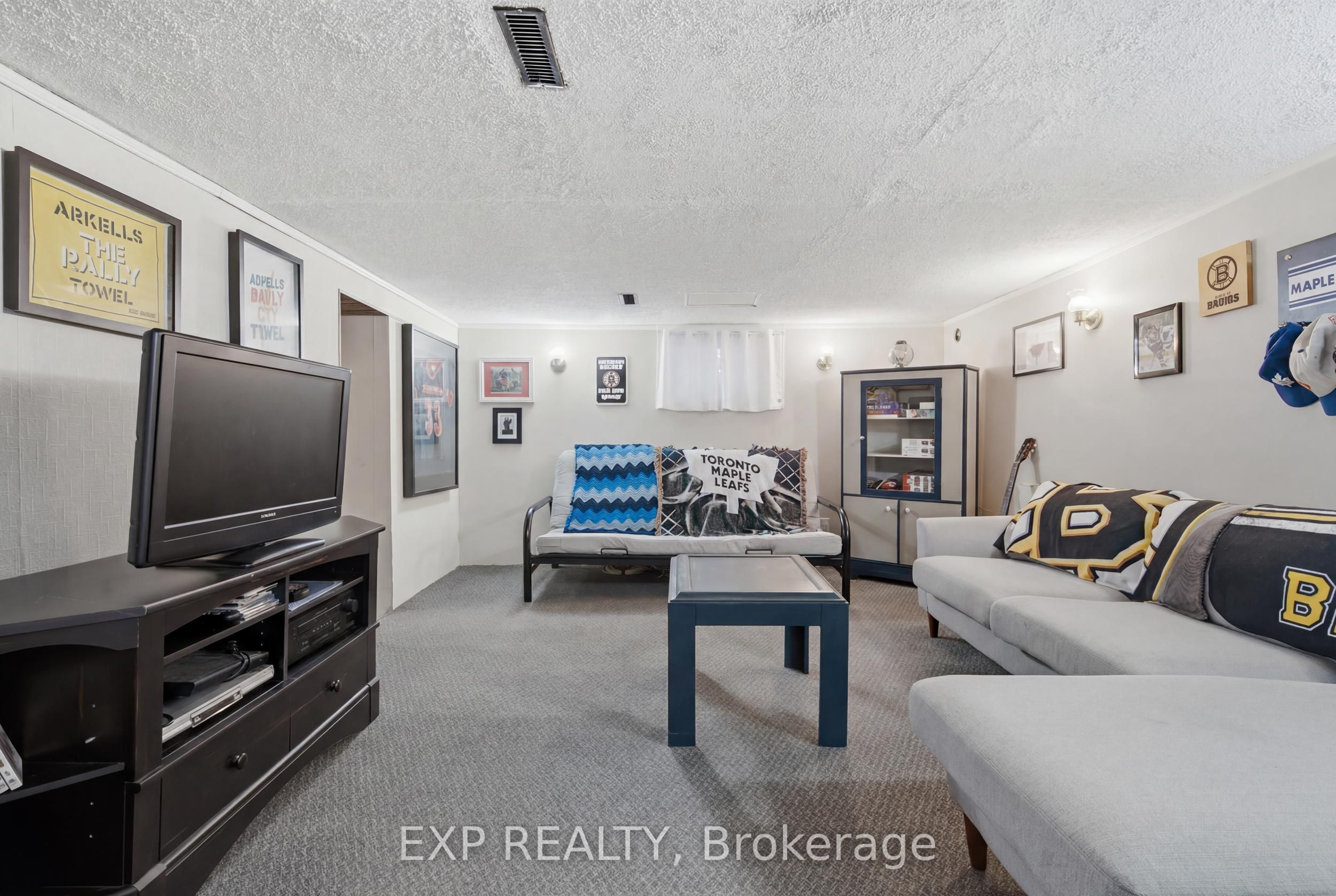 26 Lowell Avenue Property Photo 35