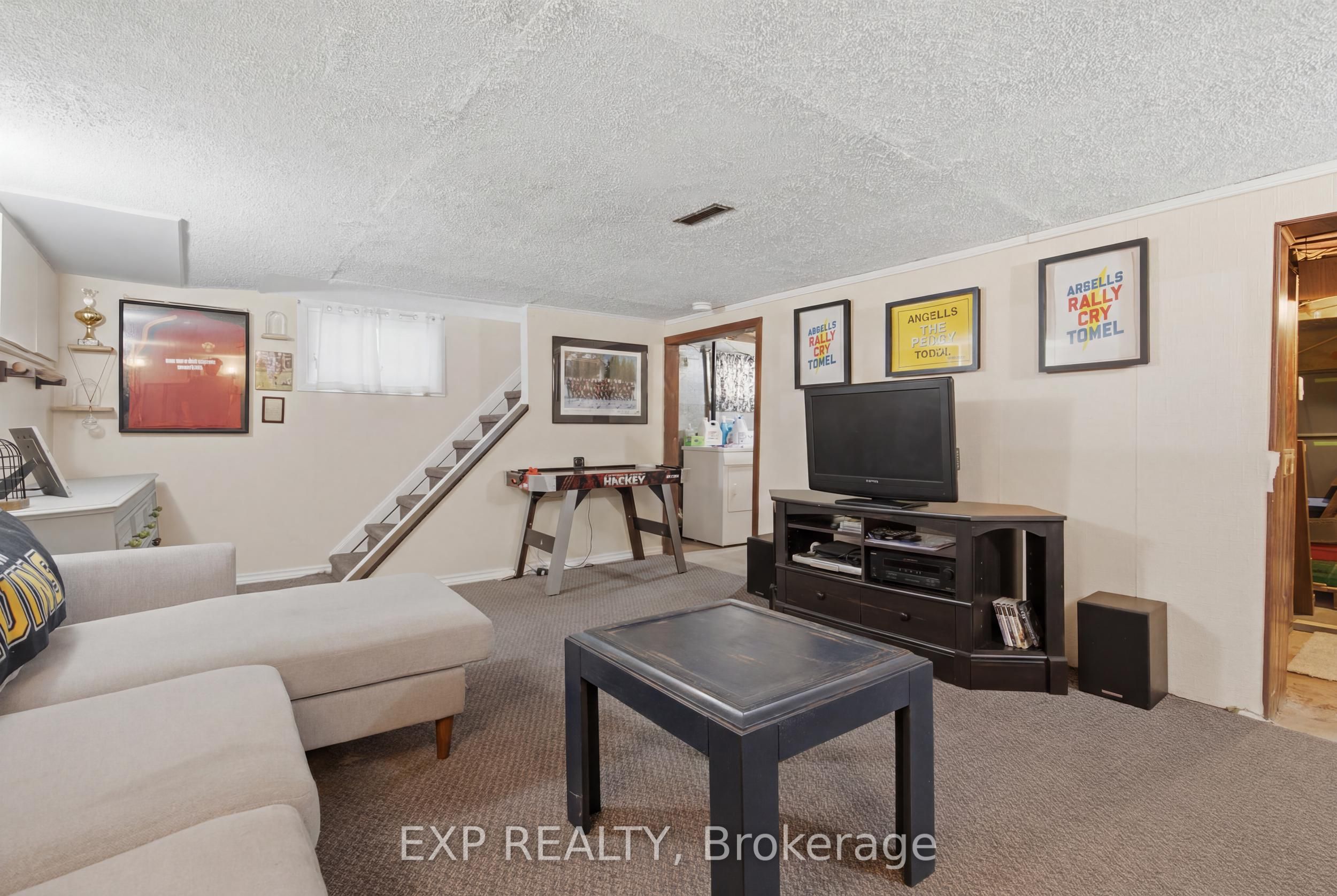 26 Lowell Avenue Property Photo 37