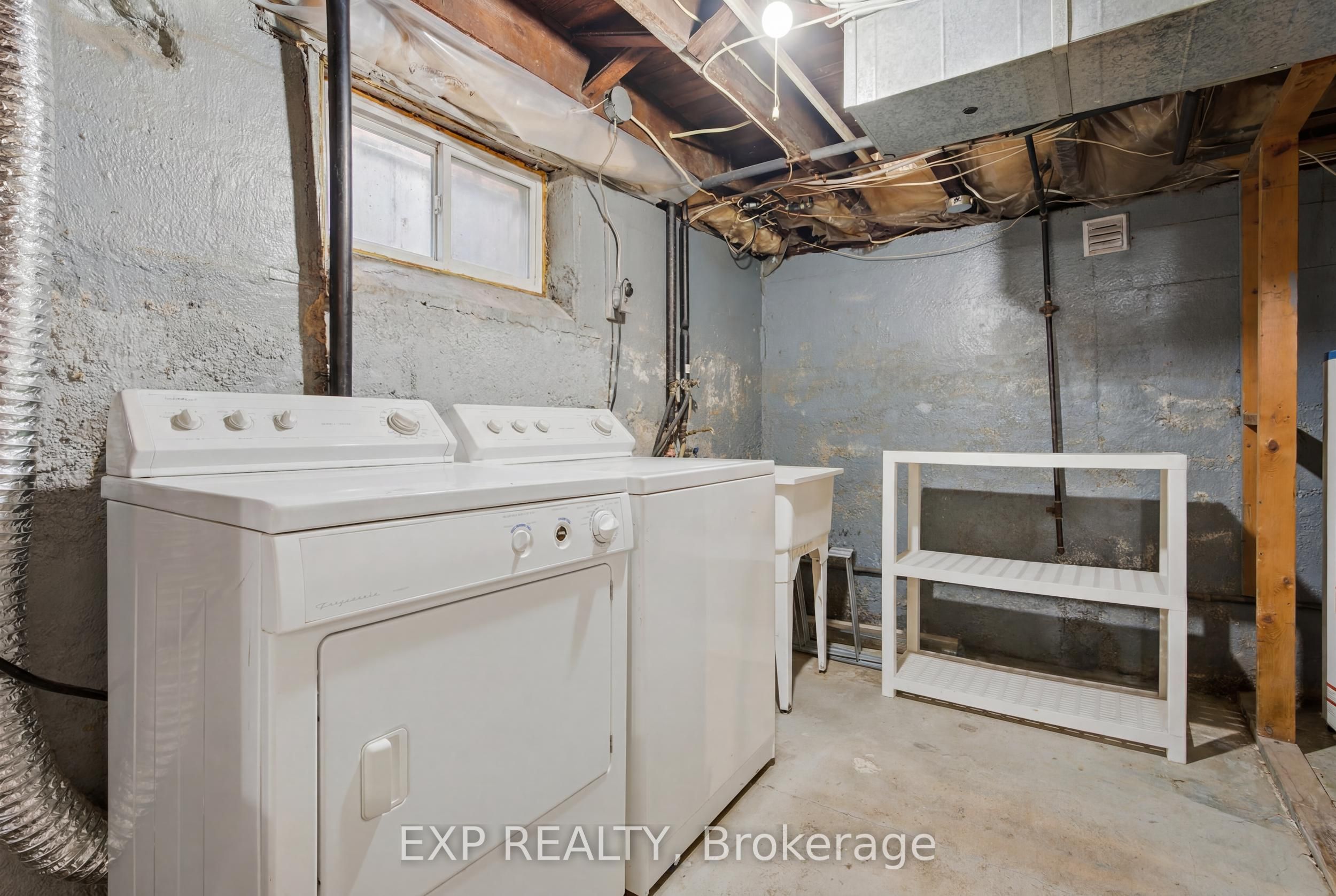 26 Lowell Avenue Property Photo 41