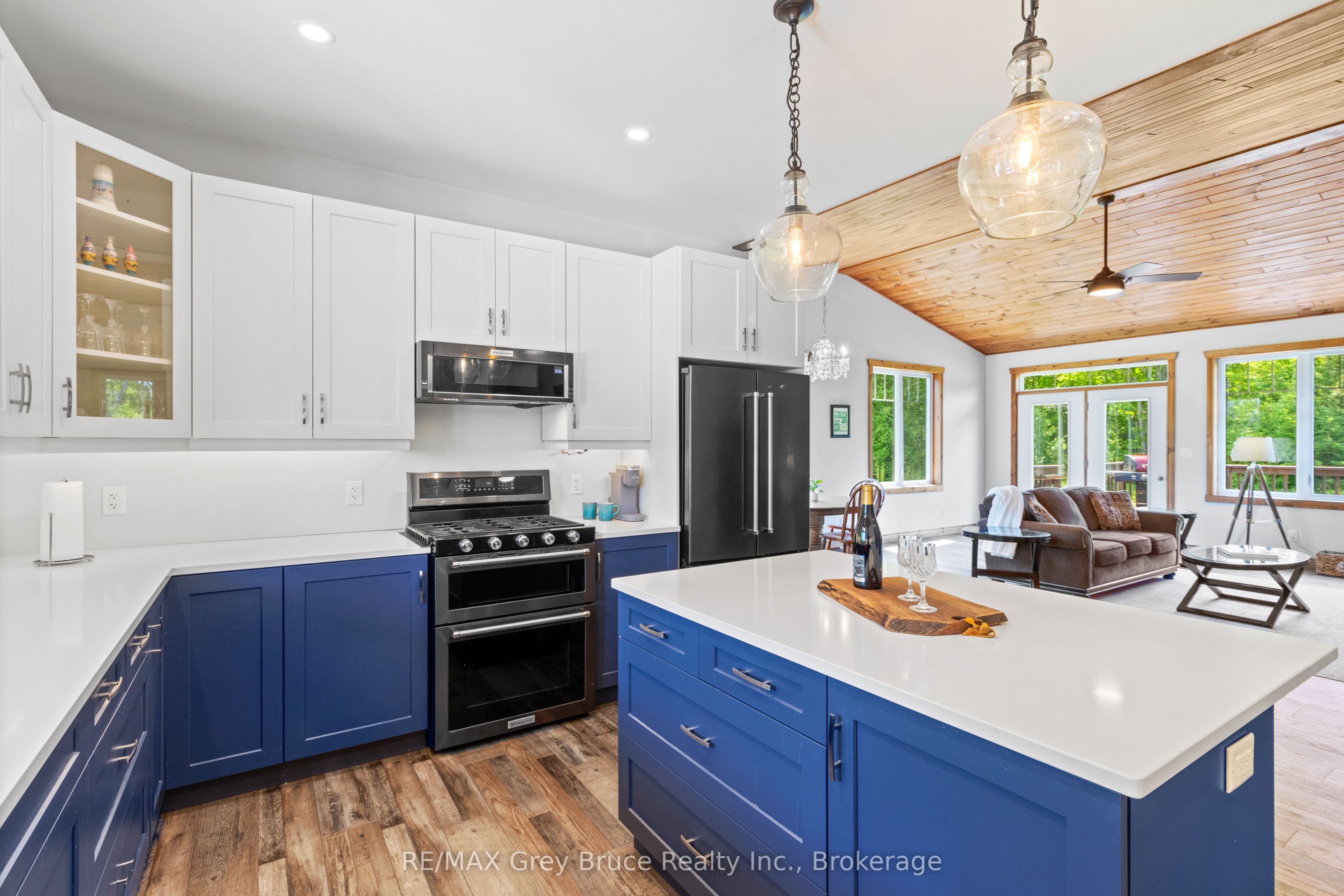 1379 West Road Property Photo 12