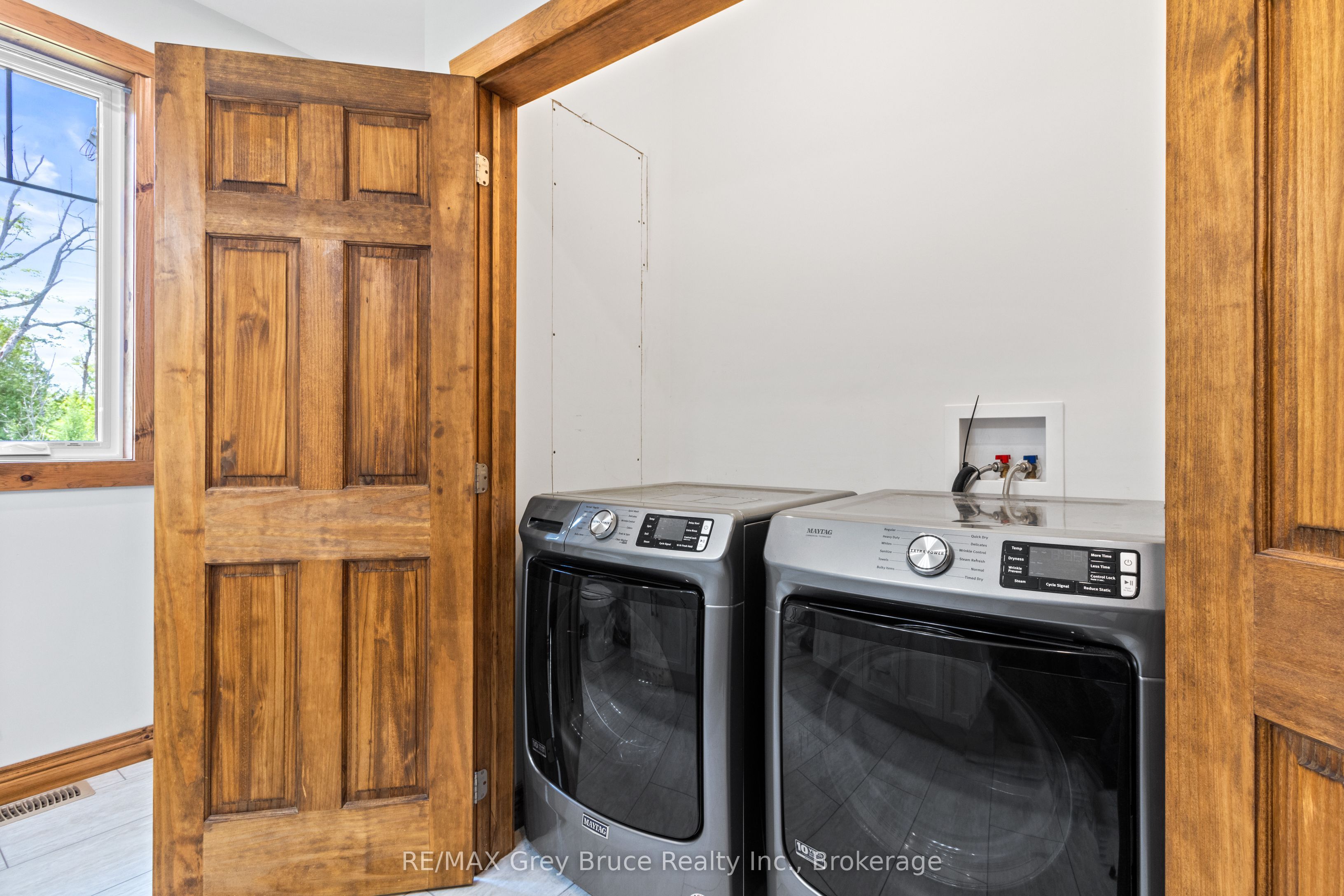 1379 West Road Property Photo 23