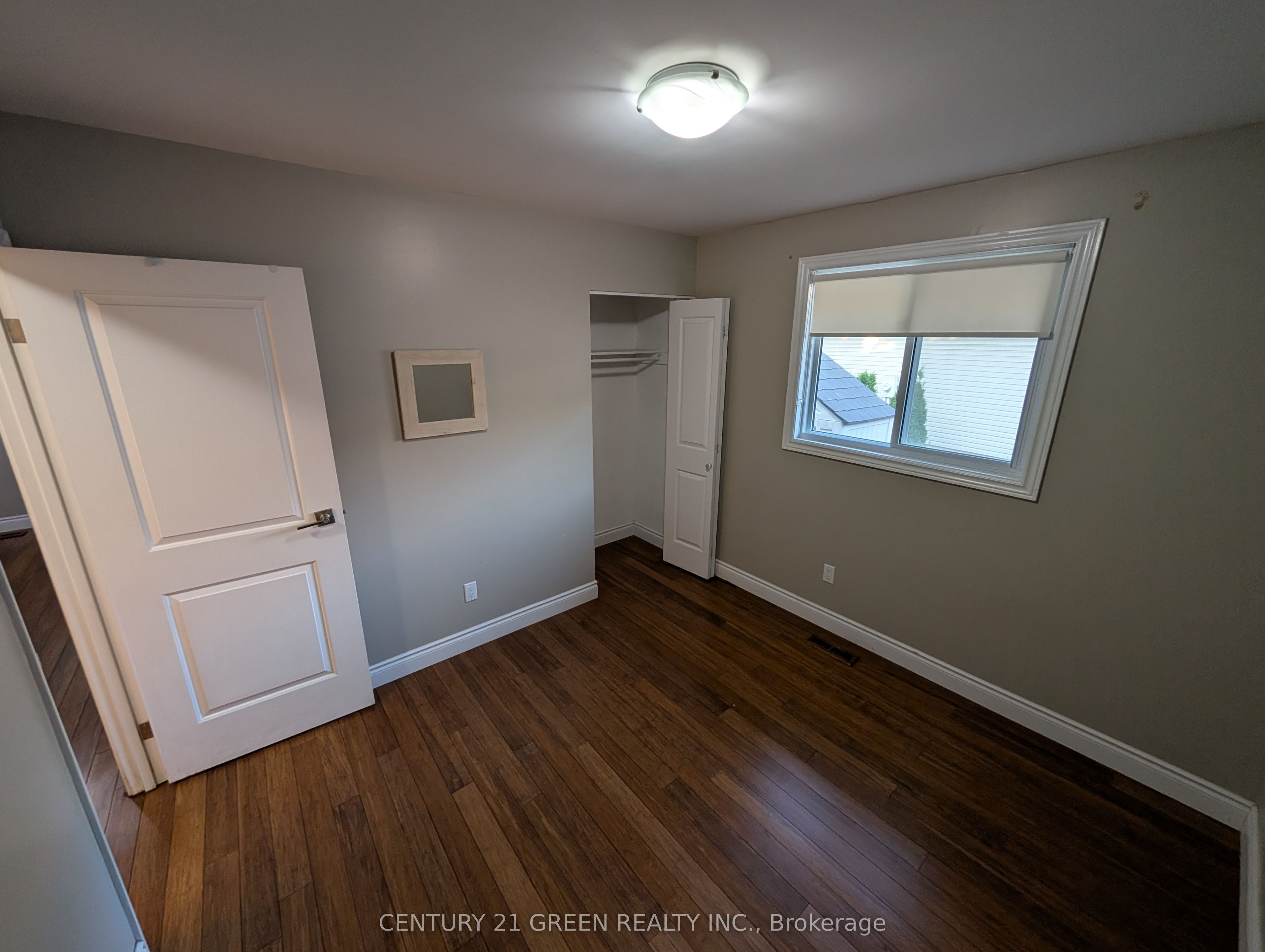 4 Wenlock Crescent Property Photo 12