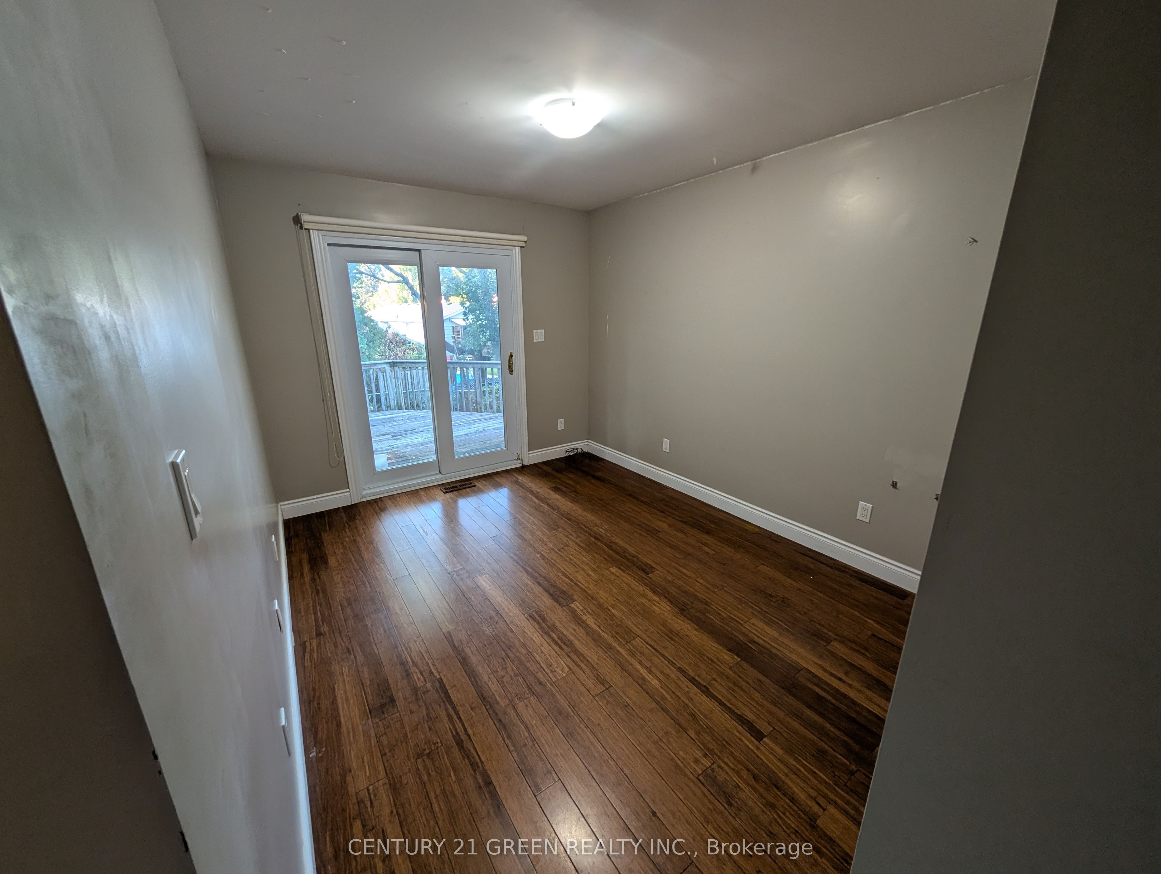 4 Wenlock Crescent Property Photo 15