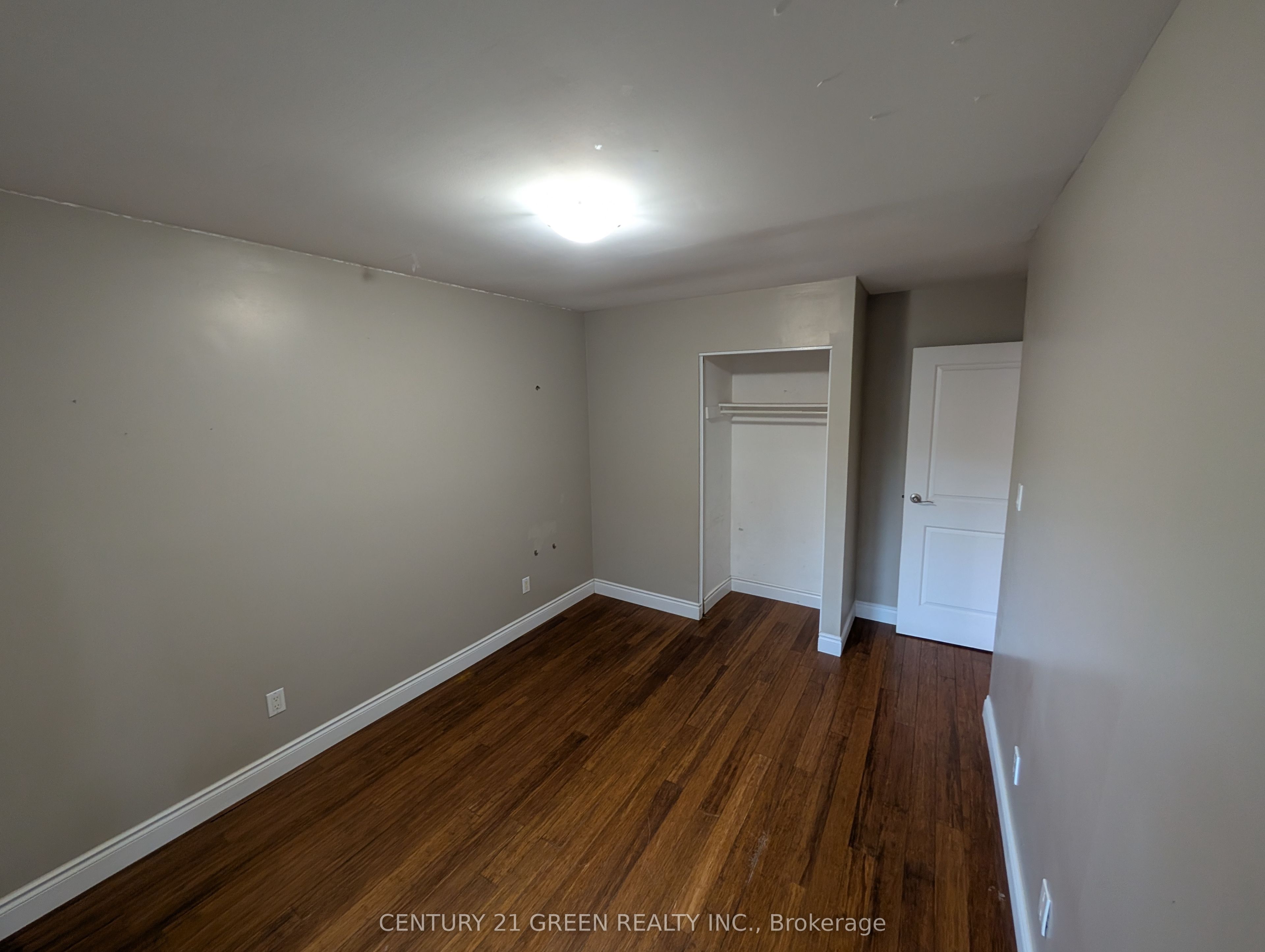 4 Wenlock Crescent Property Photo 16