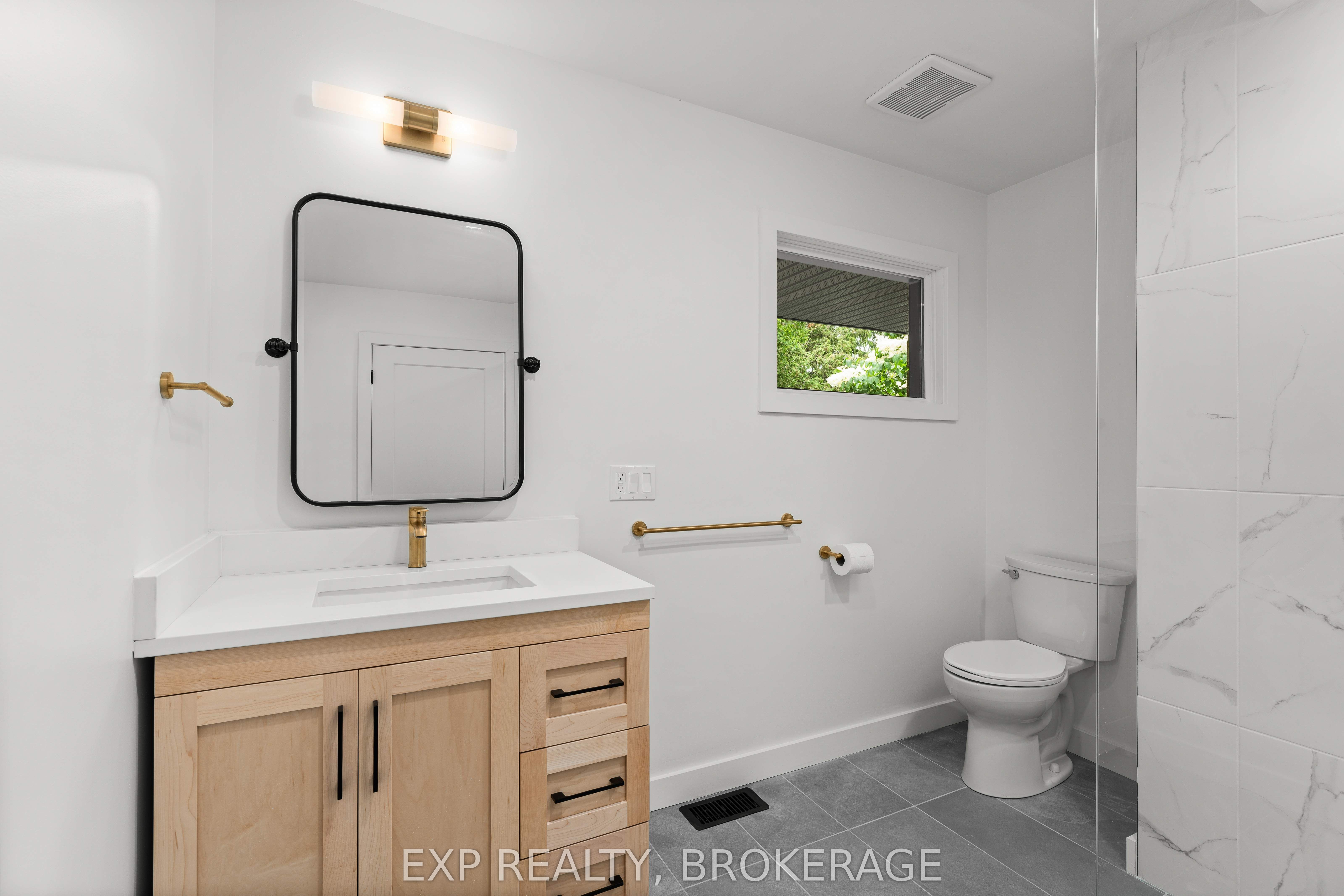 1802 Sydenham Road Property Photo 29